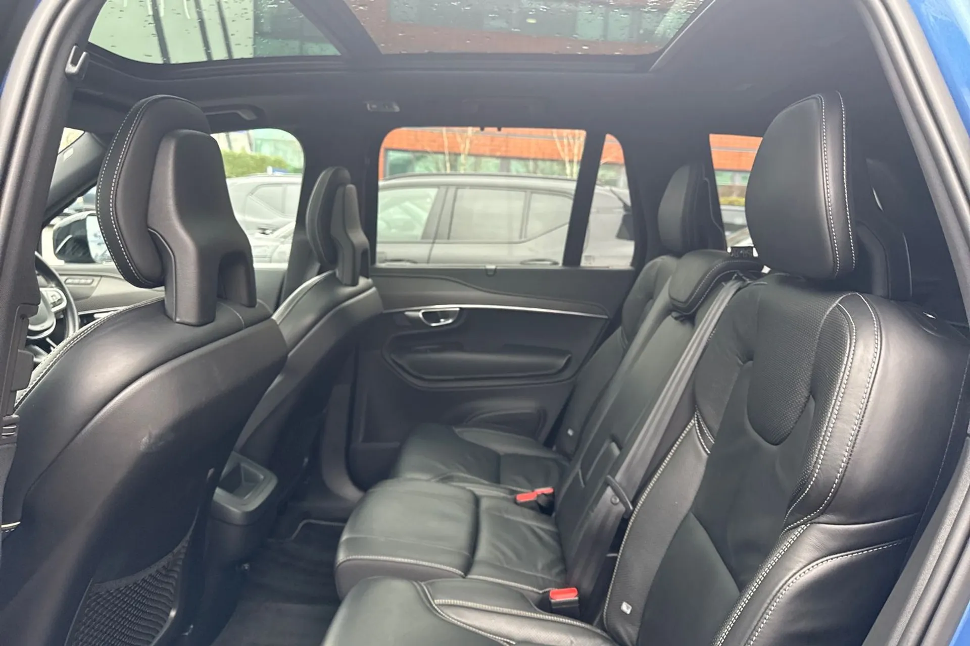 Volvo XC90 thumbnail image number 30