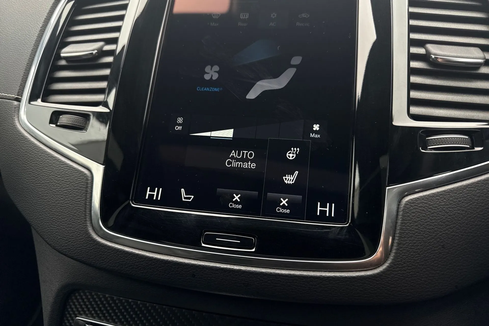 Volvo XC90 thumbnail image number 40