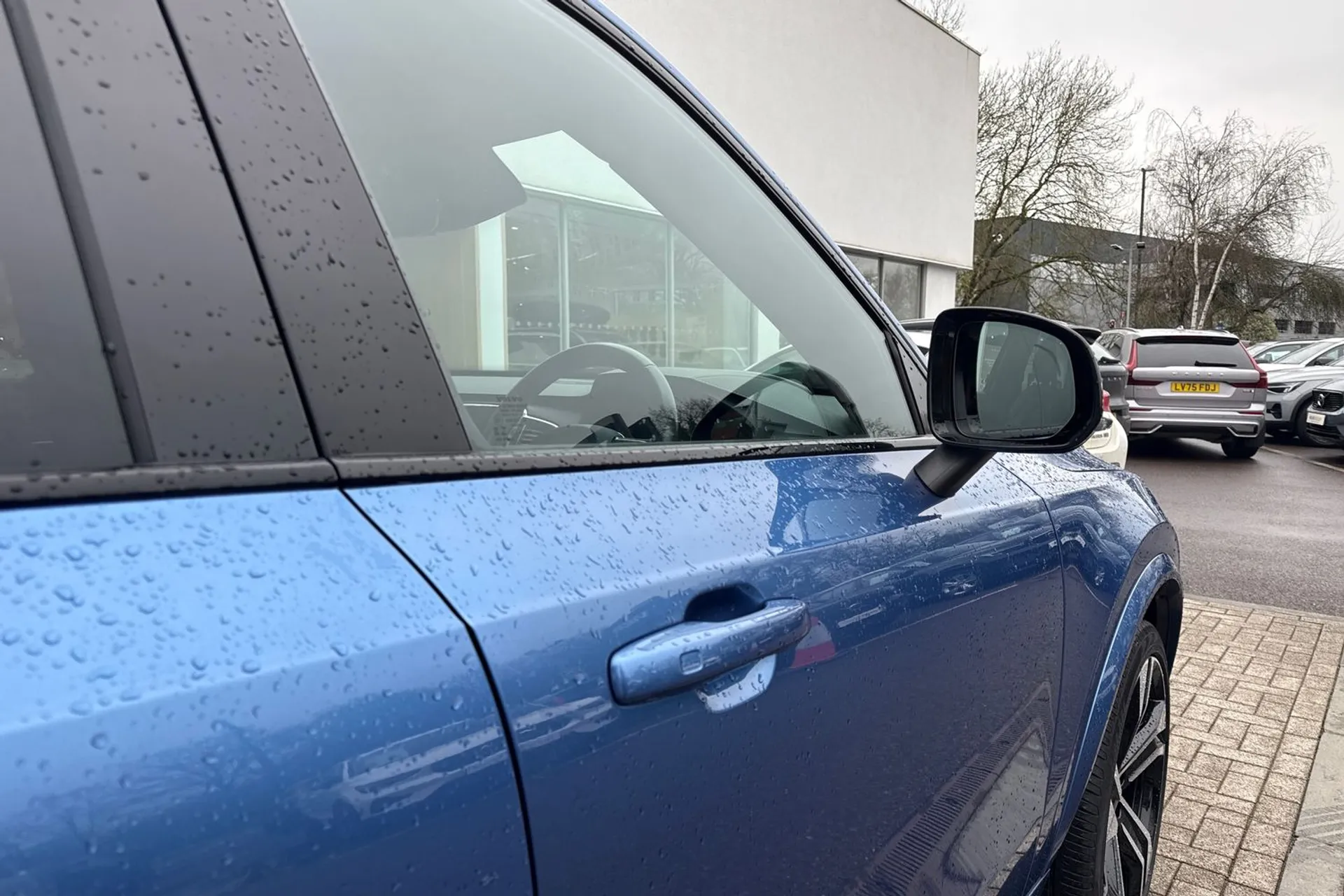 Volvo XC90 thumbnail image number 17