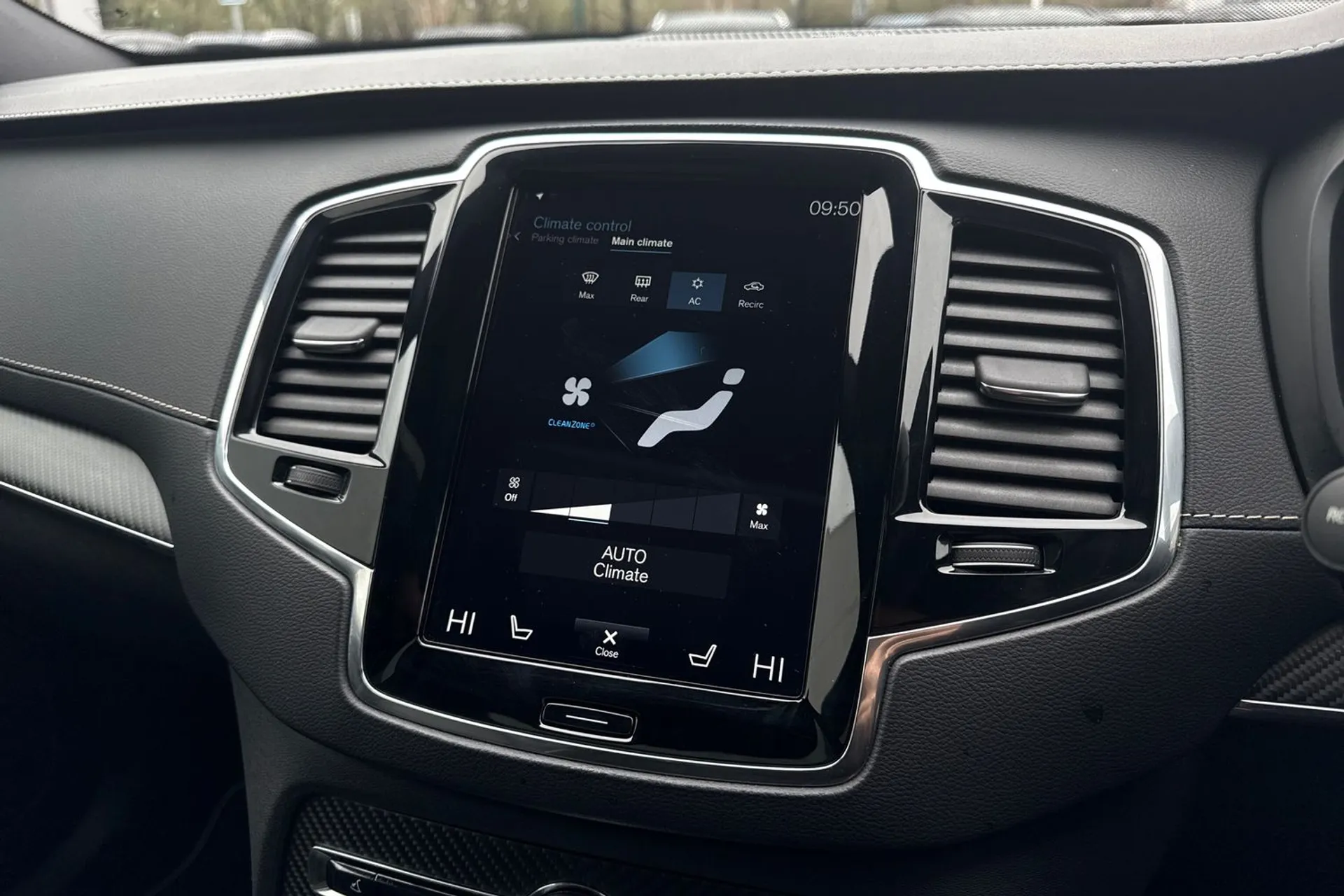 Volvo XC90 thumbnail image number 39