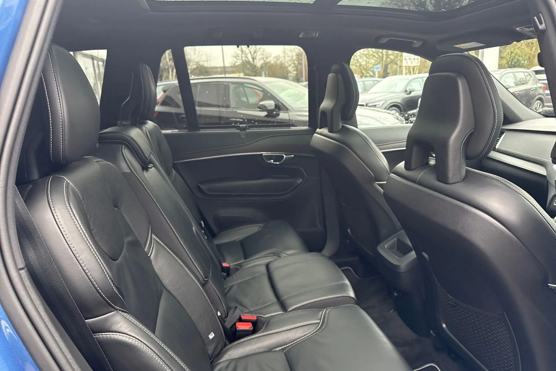 Volvo XC90 thumbnail image number 23