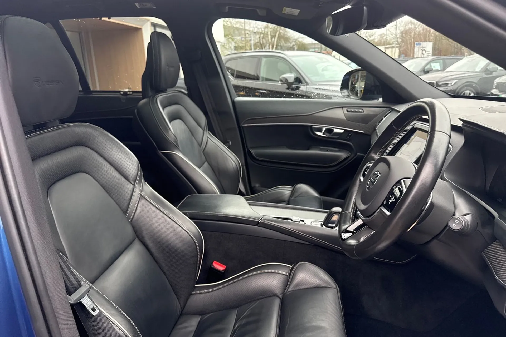 Volvo XC90 thumbnail image number 26