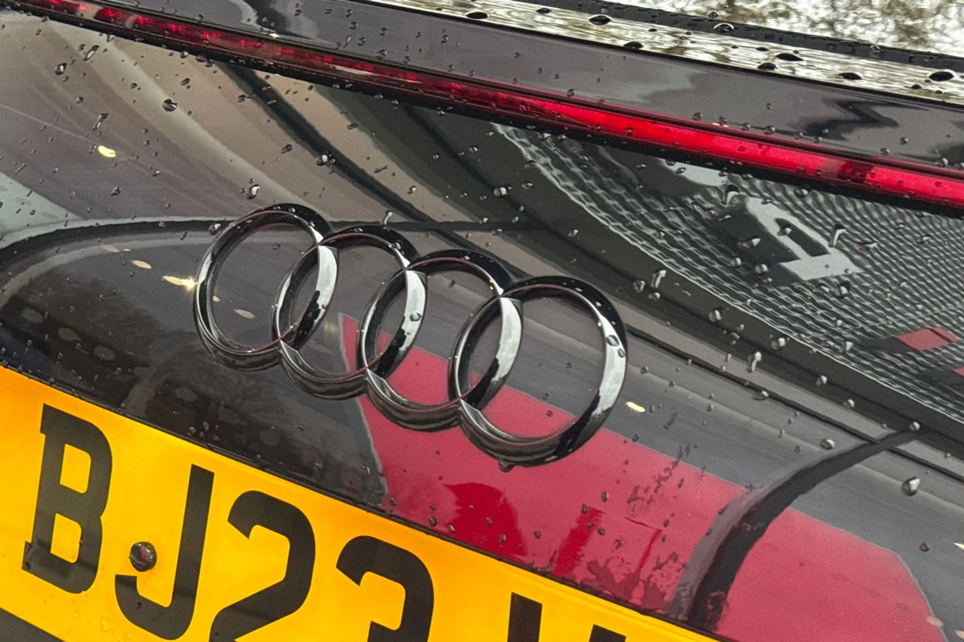 Audi TT thumbnail image number 29