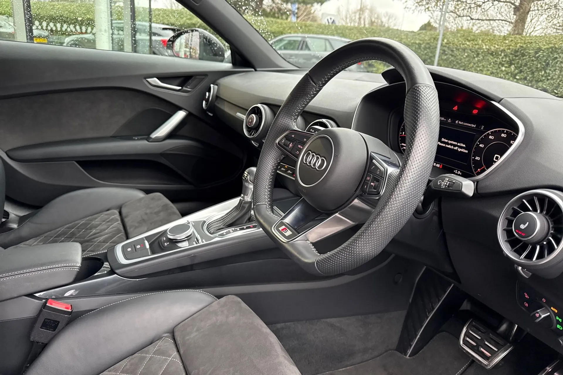 Audi TT thumbnail image number 32