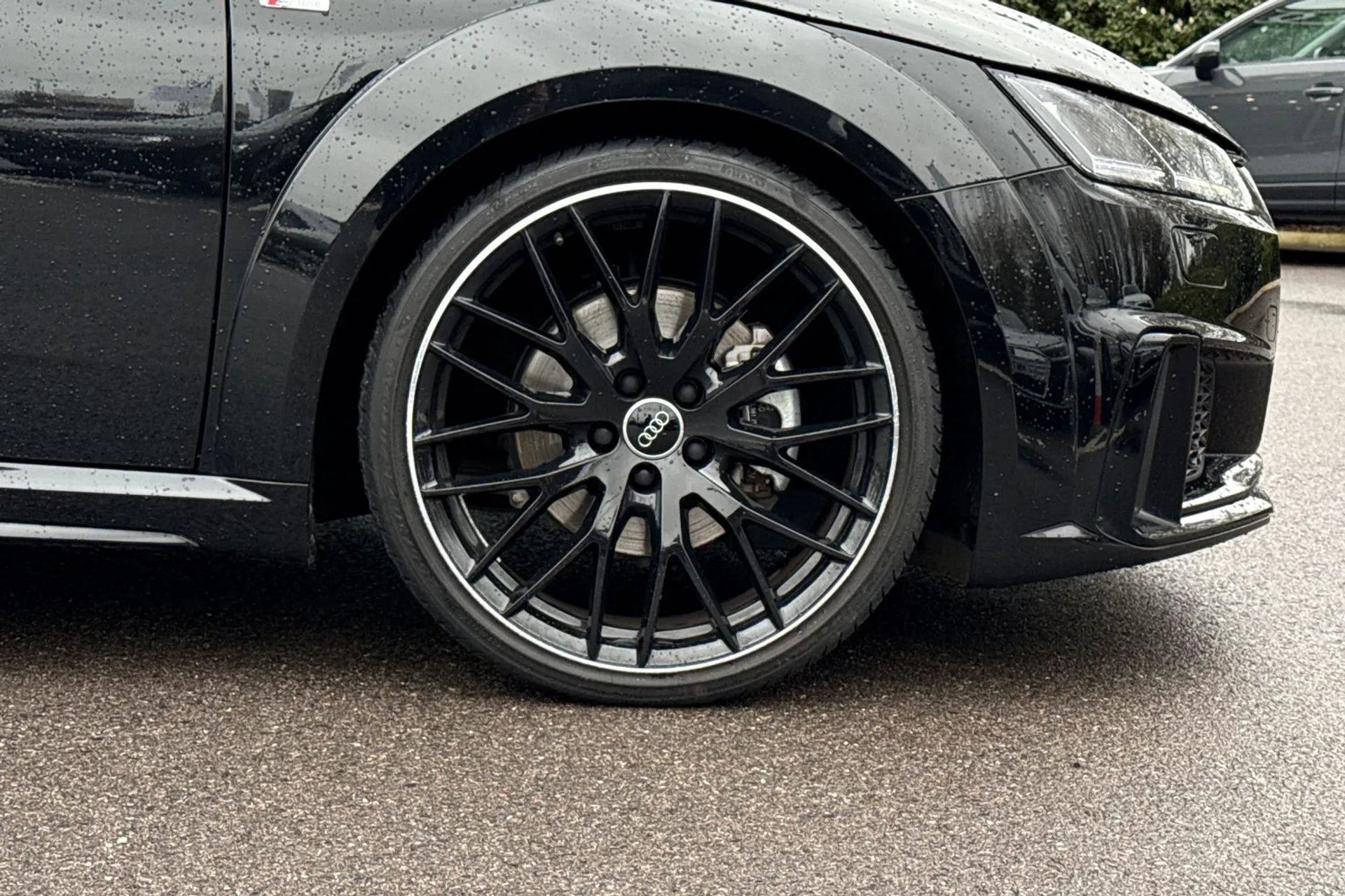 Audi TT thumbnail image number 11