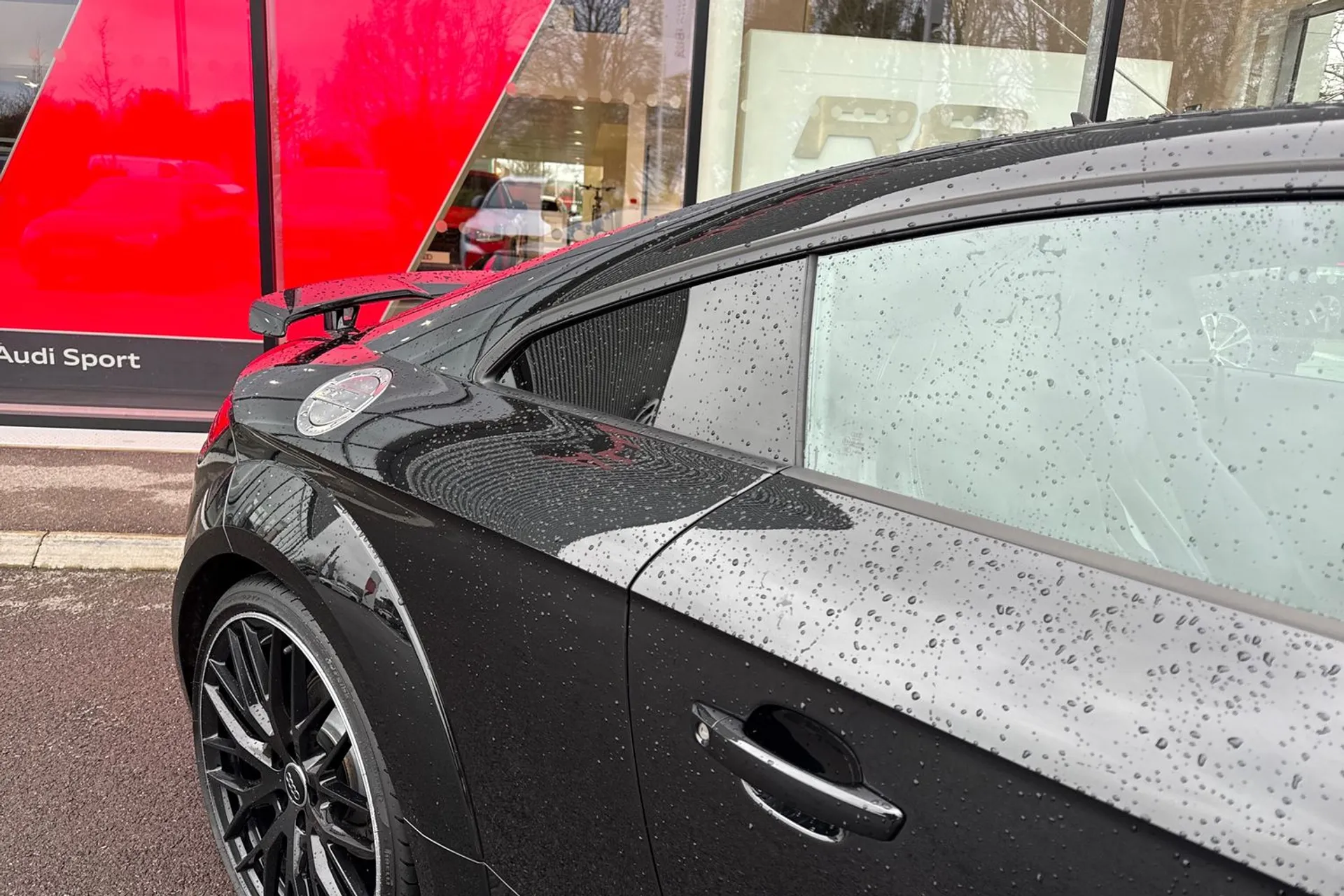 Audi TT thumbnail image number 22