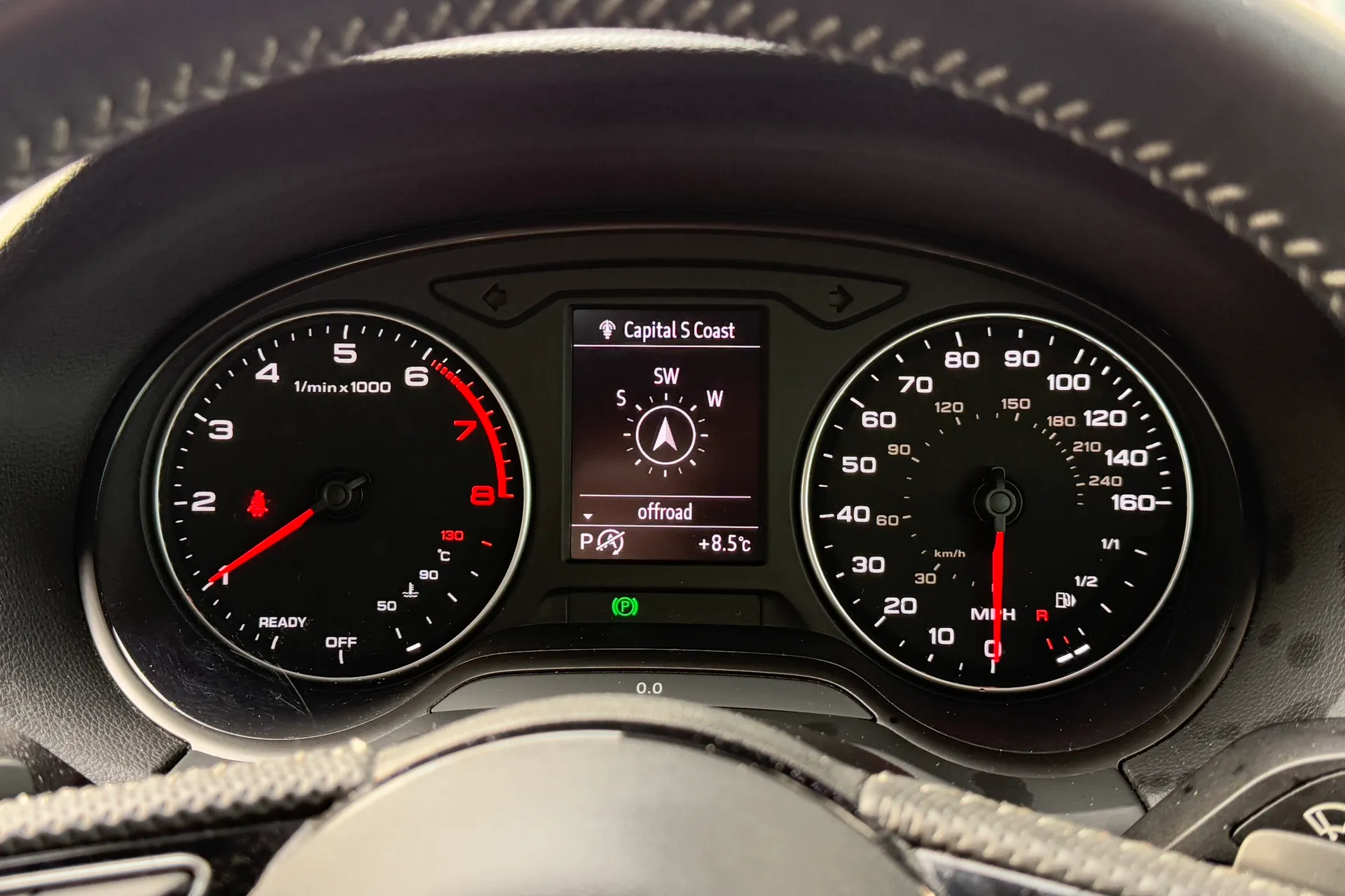 Audi Q2 thumbnail image number 11