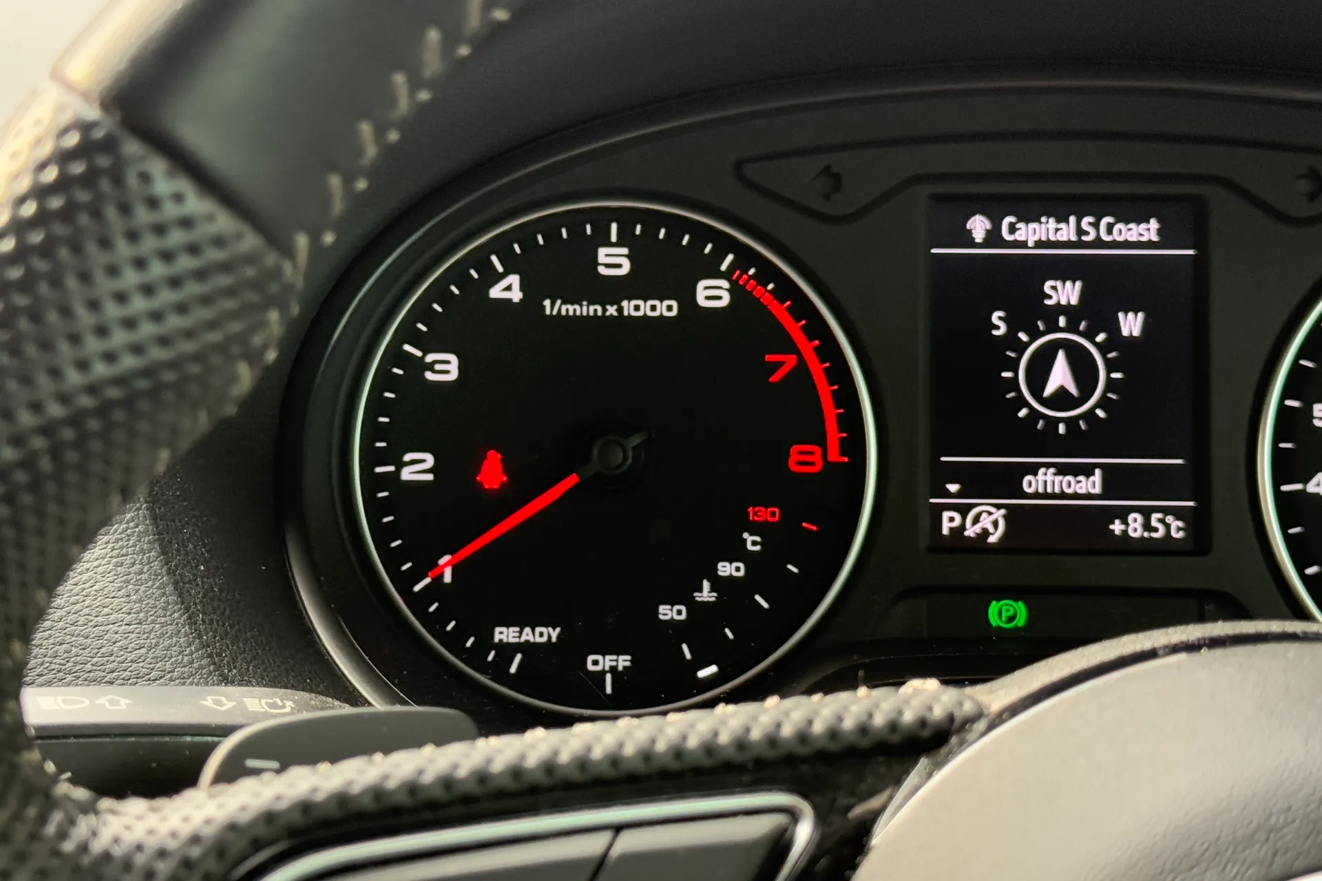 Audi Q2 thumbnail image number 12