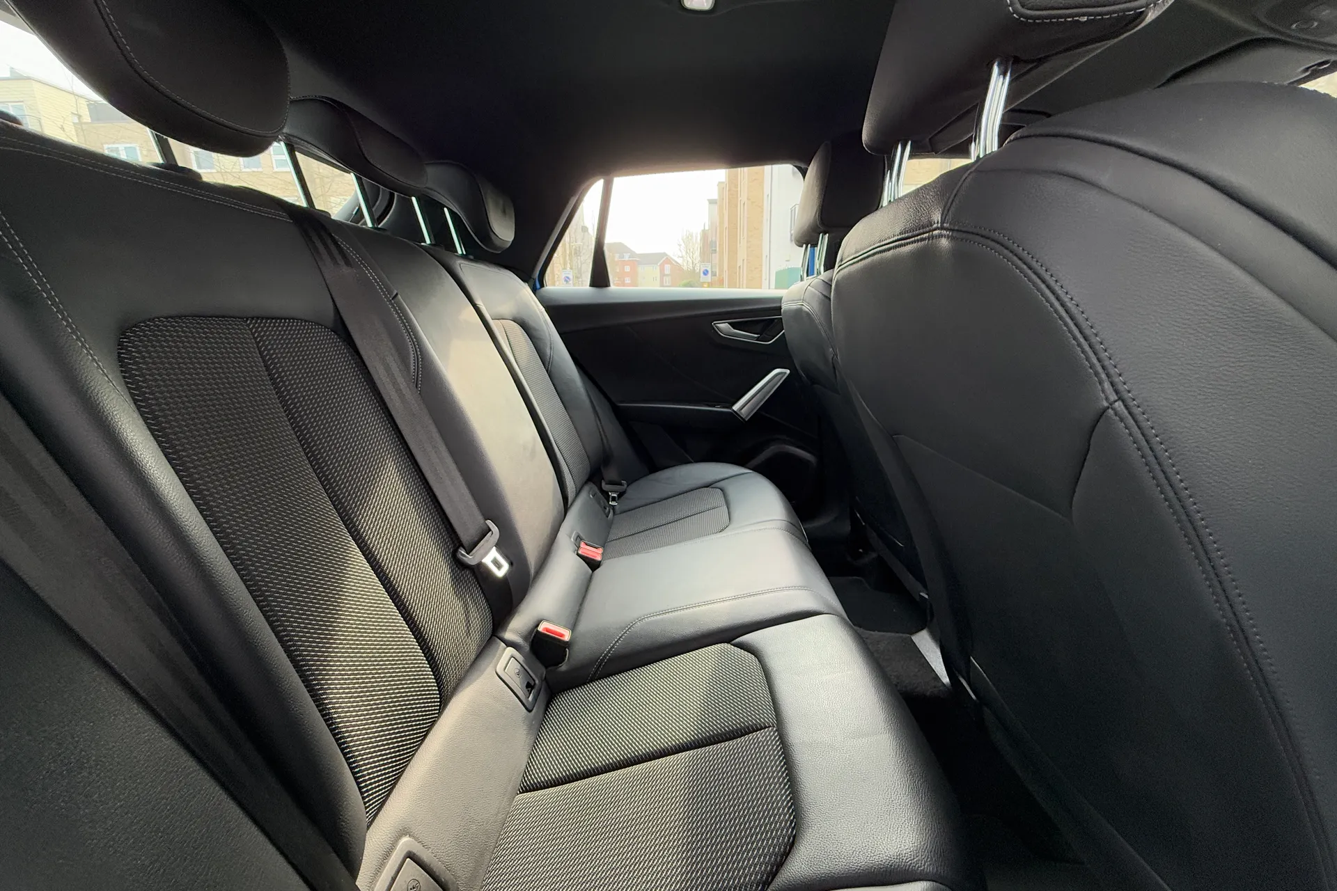 Audi Q2 thumbnail image number 42