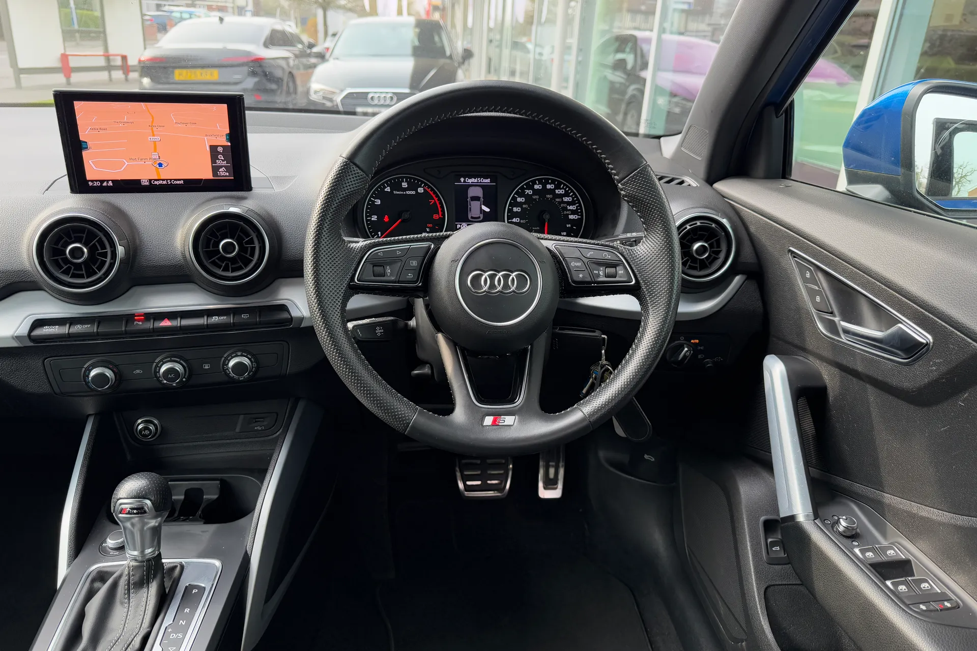 Audi Q2 thumbnail image number 44