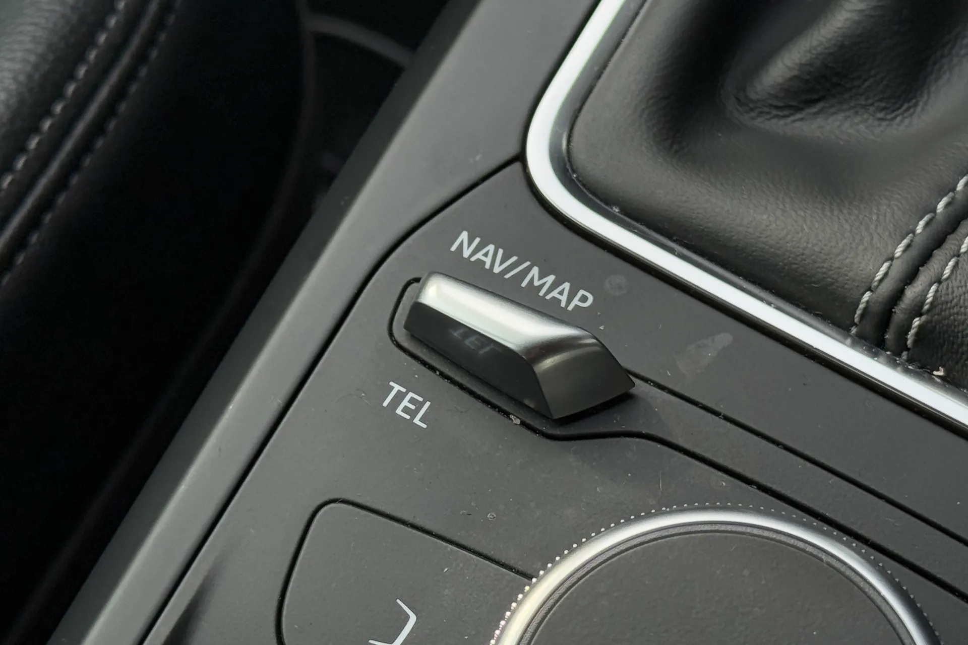 Audi Q2 thumbnail image number 22
