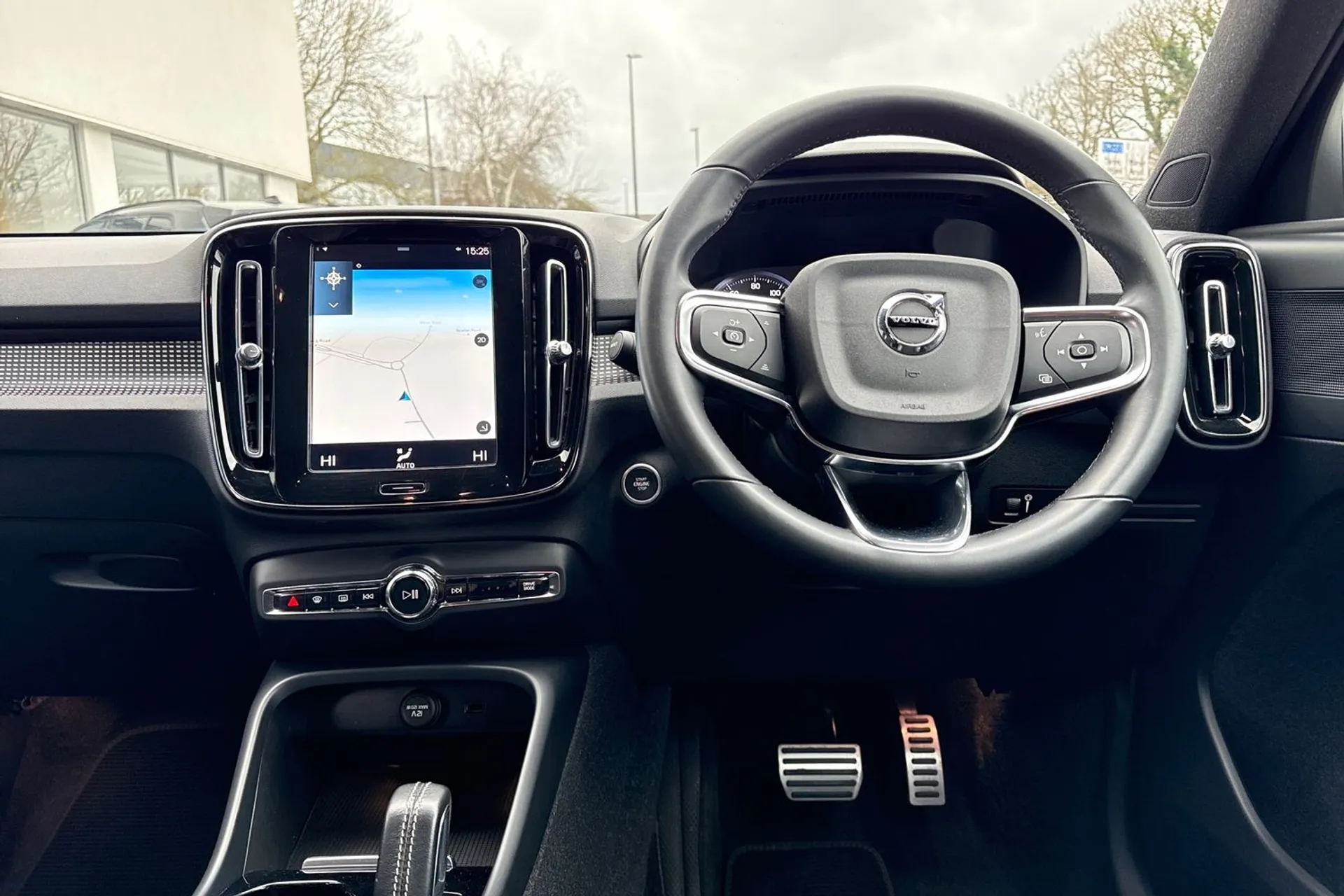 Volvo XC40 thumbnail image number 34