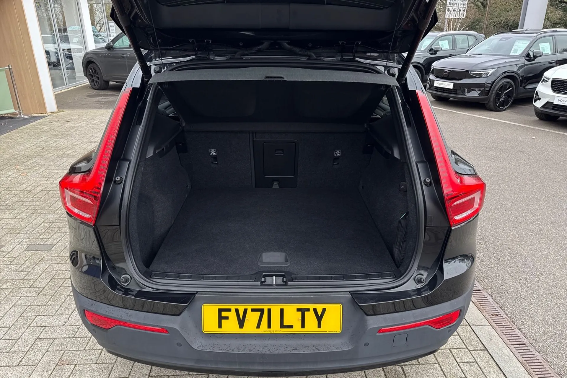 Volvo XC40 thumbnail image number 20