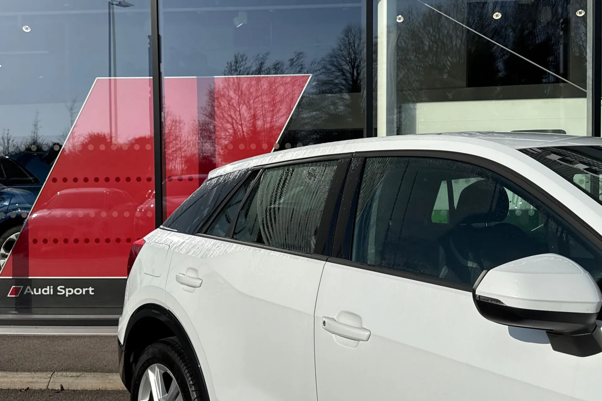 Audi Q2 thumbnail image number 23