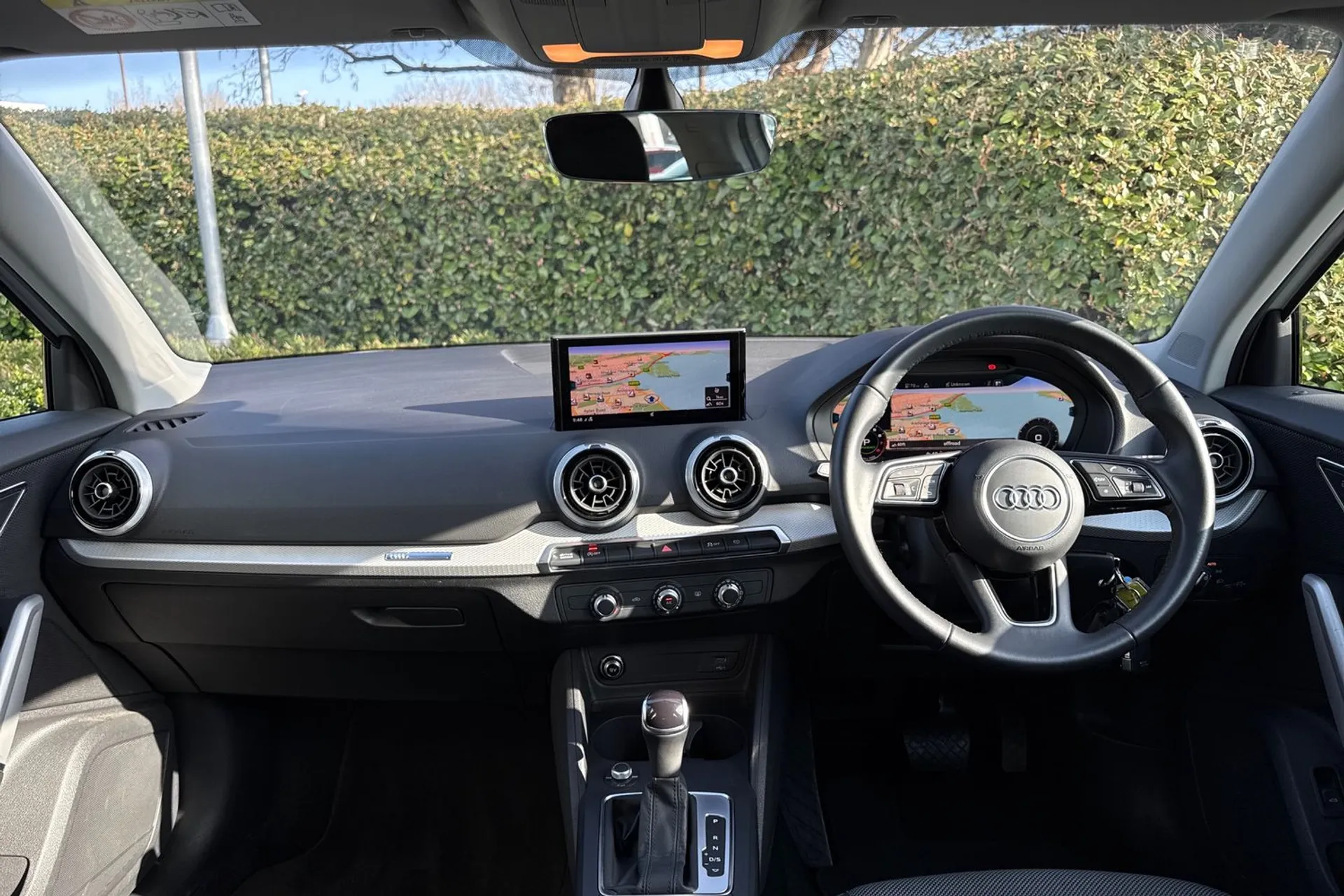 Audi Q2 thumbnail image number 3