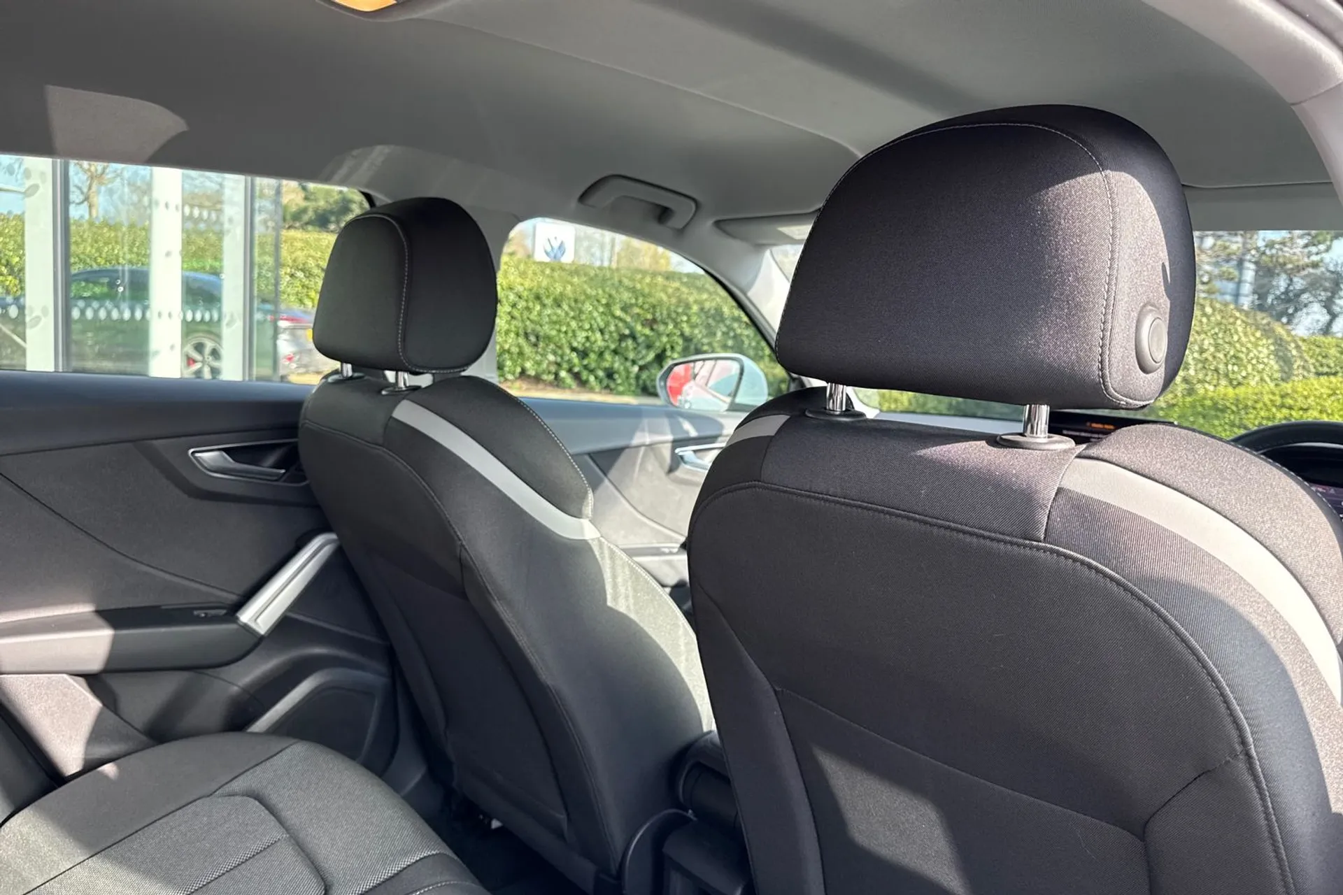 Audi Q2 thumbnail image number 36