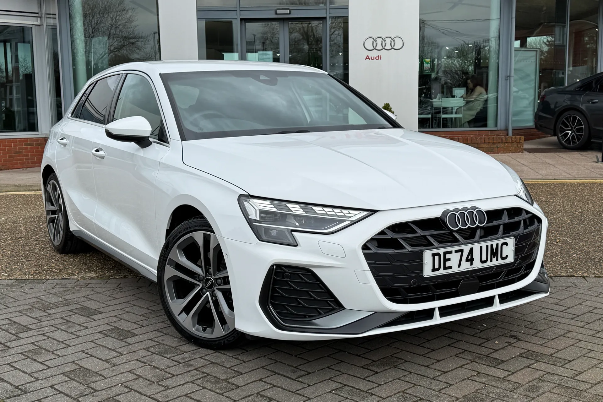 Audi A3 thumbnail image number 25