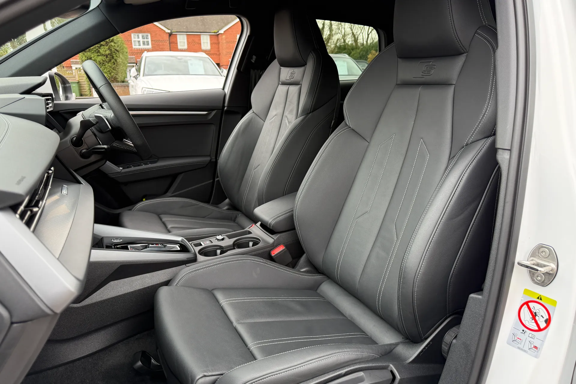 Audi A3 thumbnail image number 31