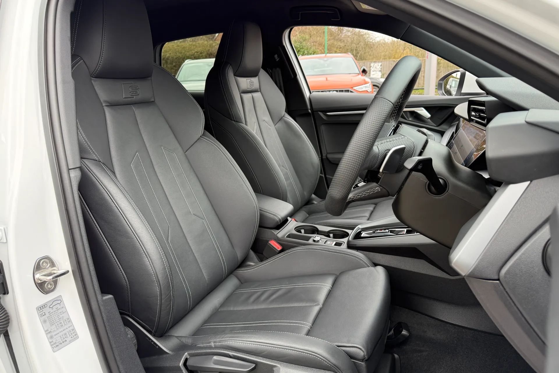 Audi A3 thumbnail image number 28