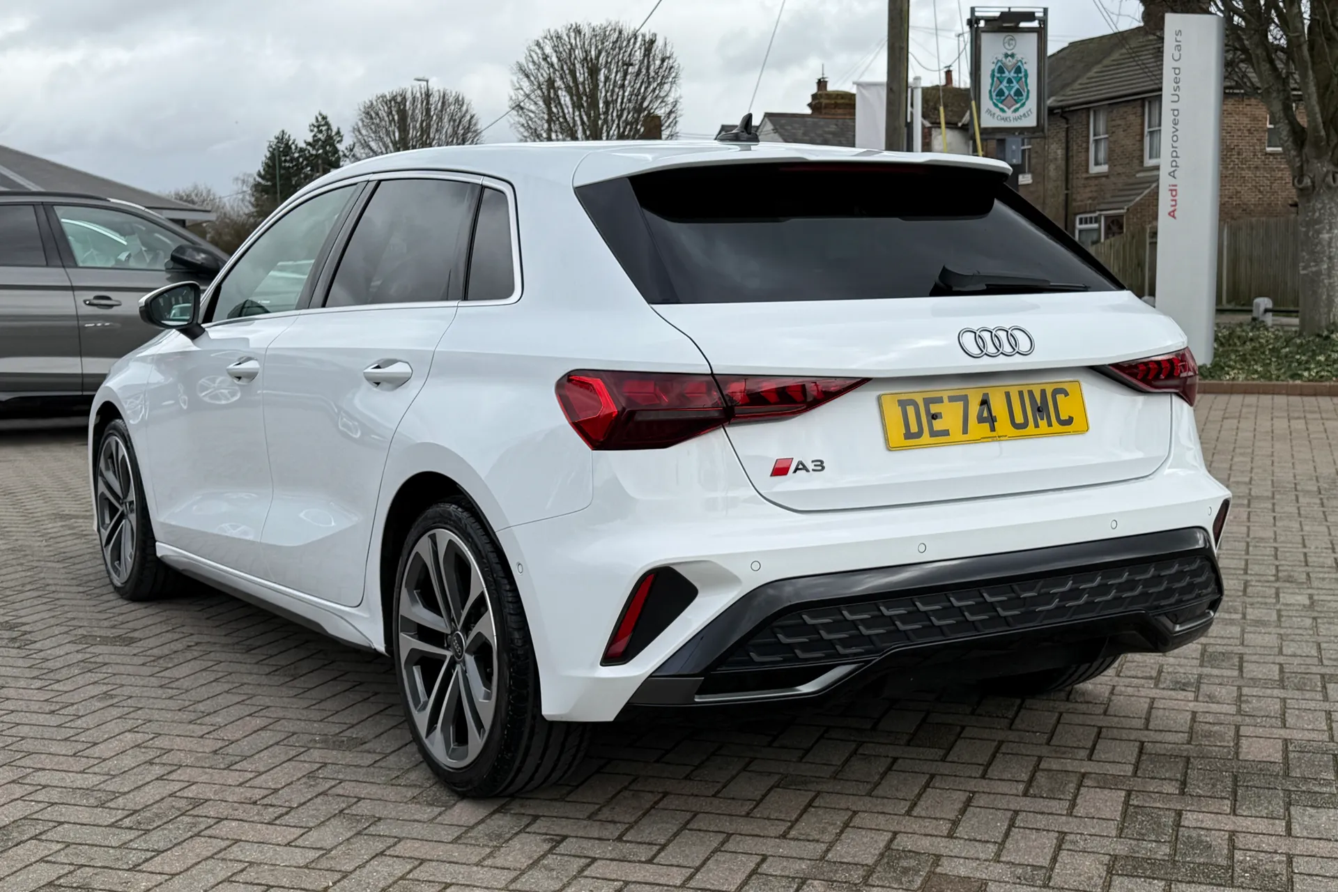 Audi A3 thumbnail image number 35