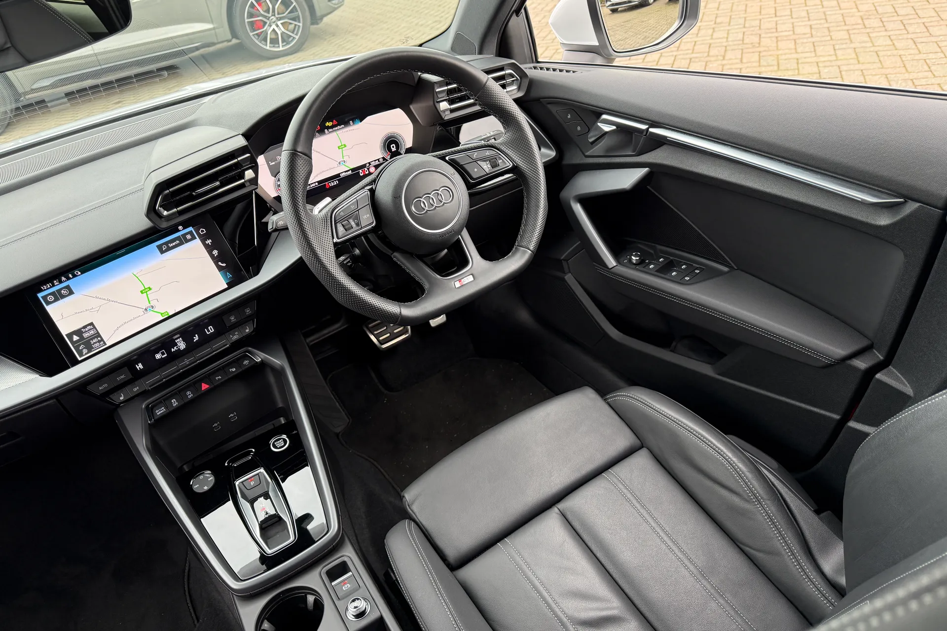 Audi A3 thumbnail image number 43