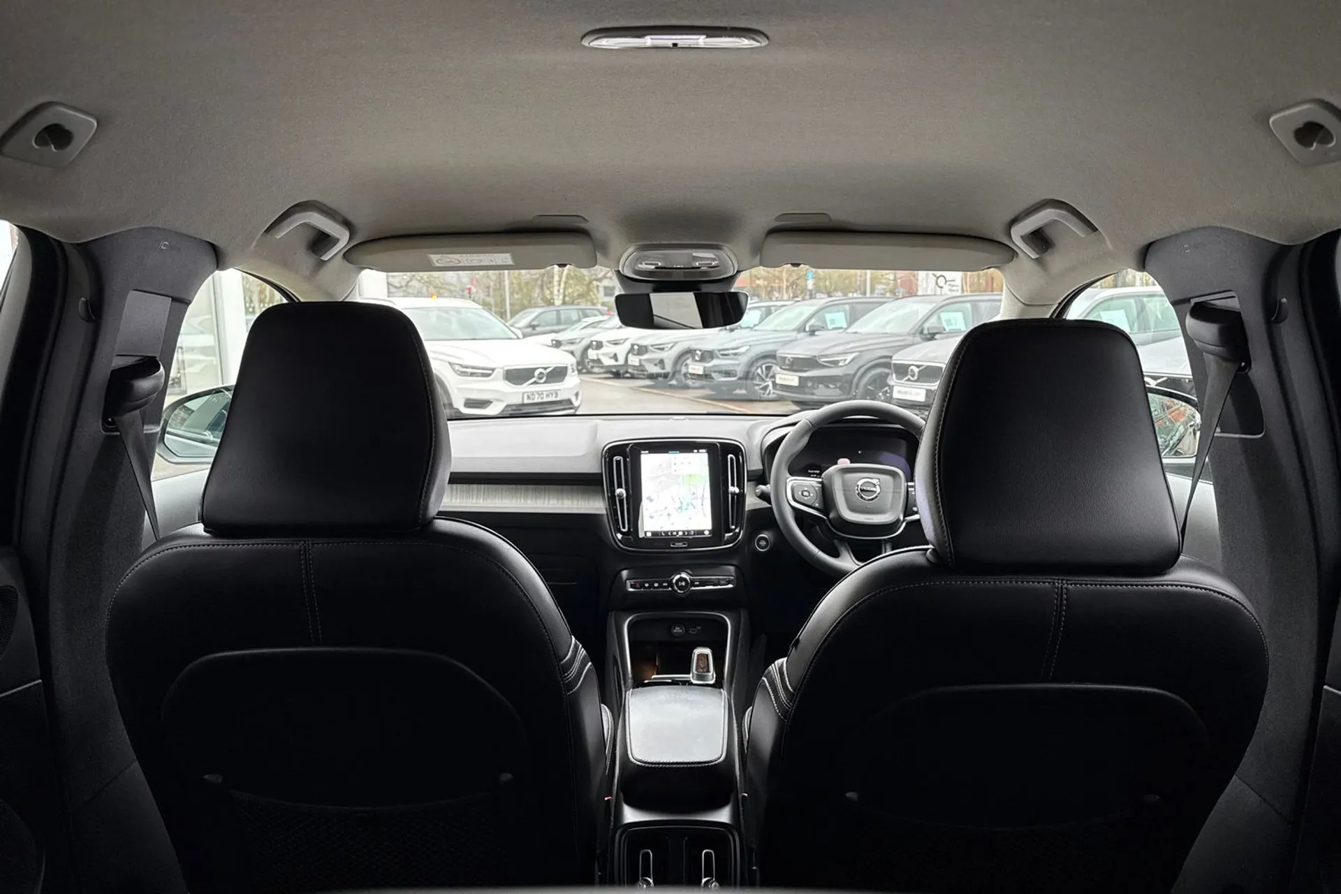 Volvo XC40 thumbnail image number 22