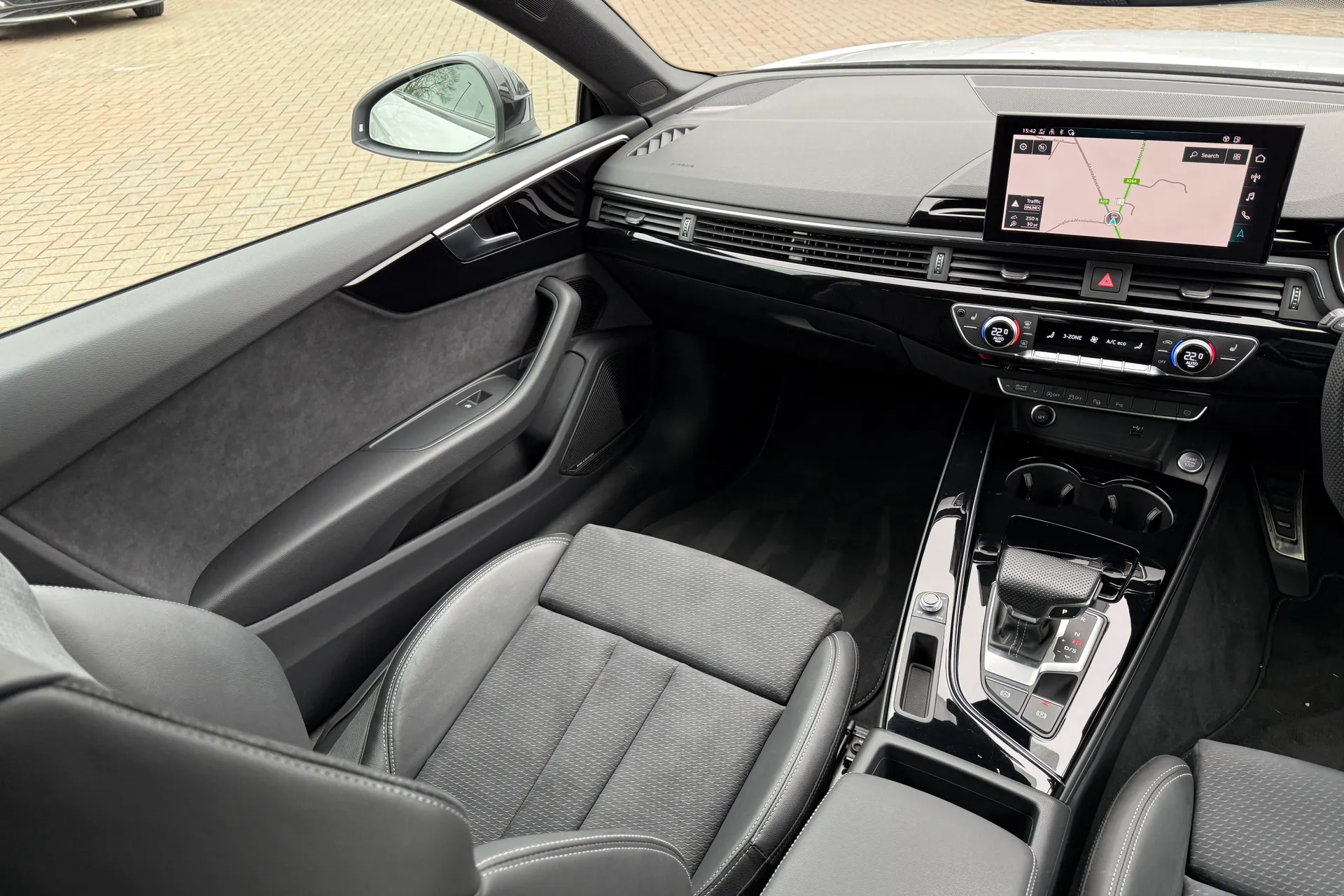 Audi A5 thumbnail image number 38