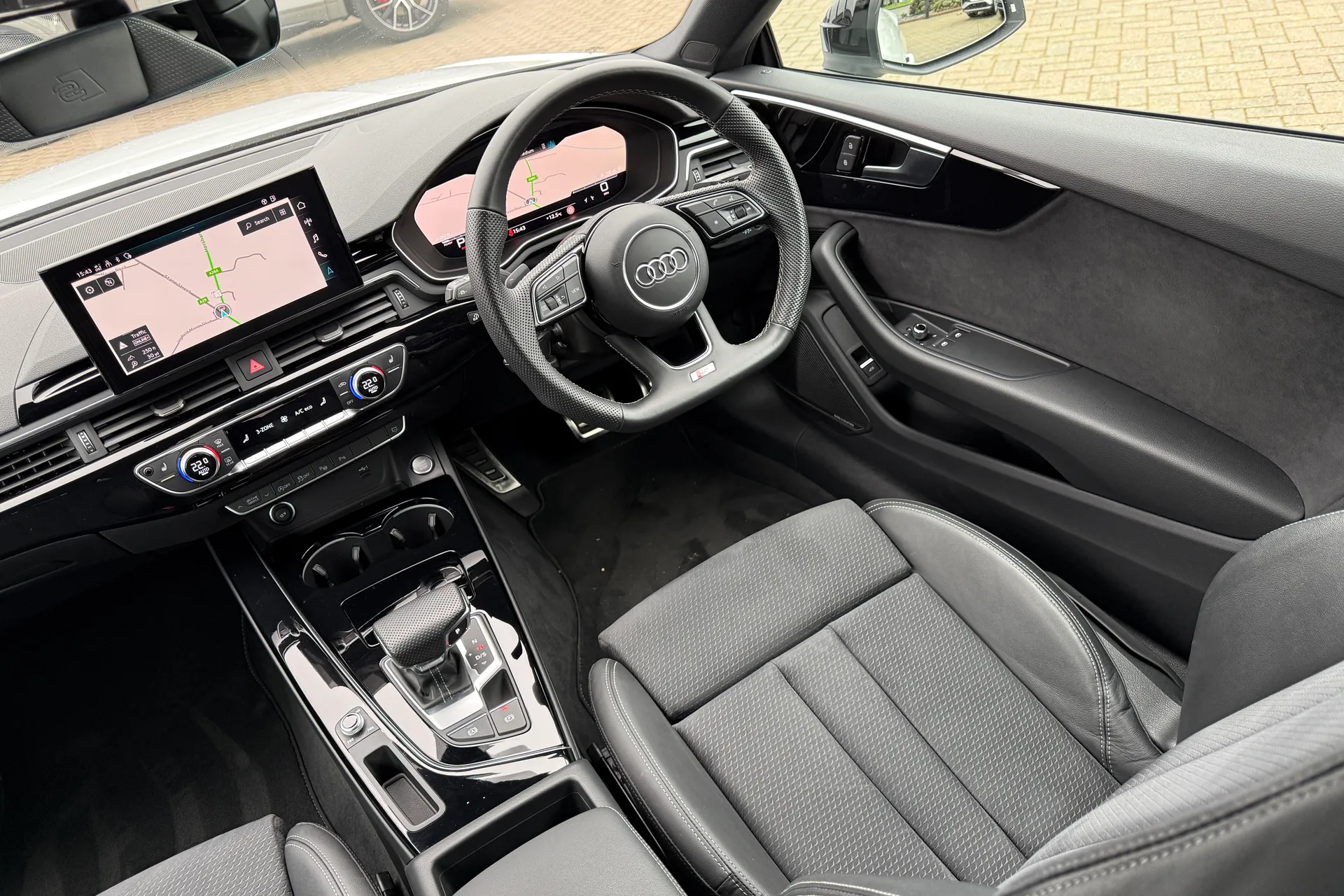 Audi A5 thumbnail image number 40