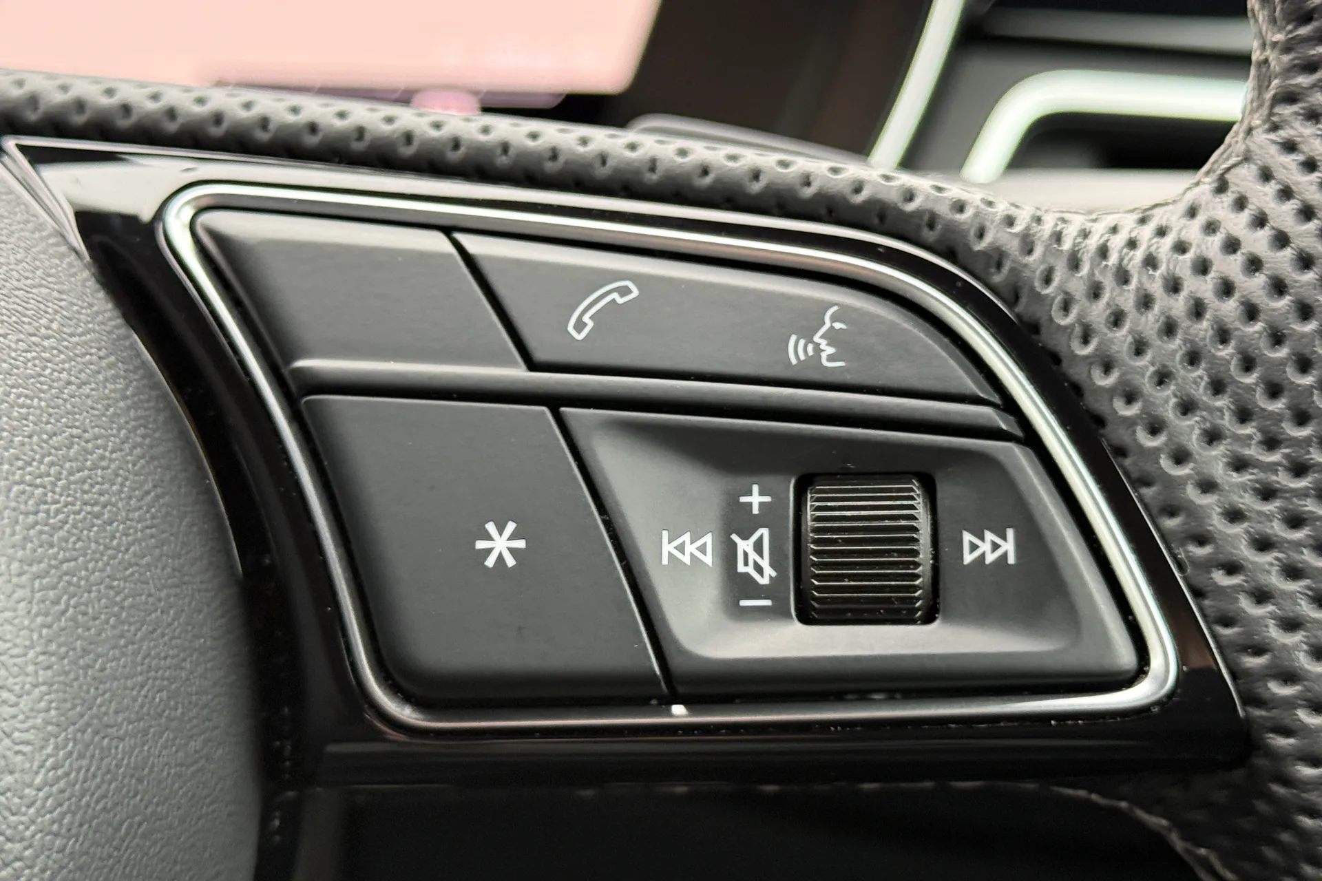 Audi A5 thumbnail image number 21