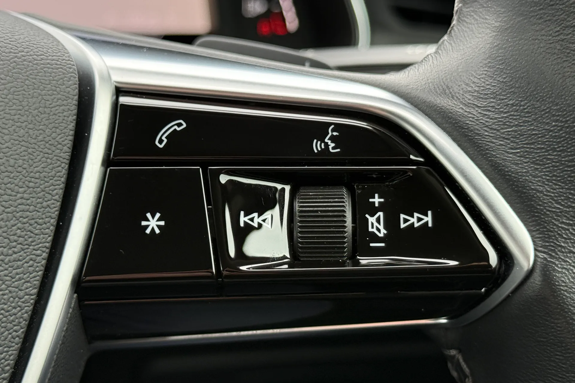 Audi A6 Avant thumbnail image number 22