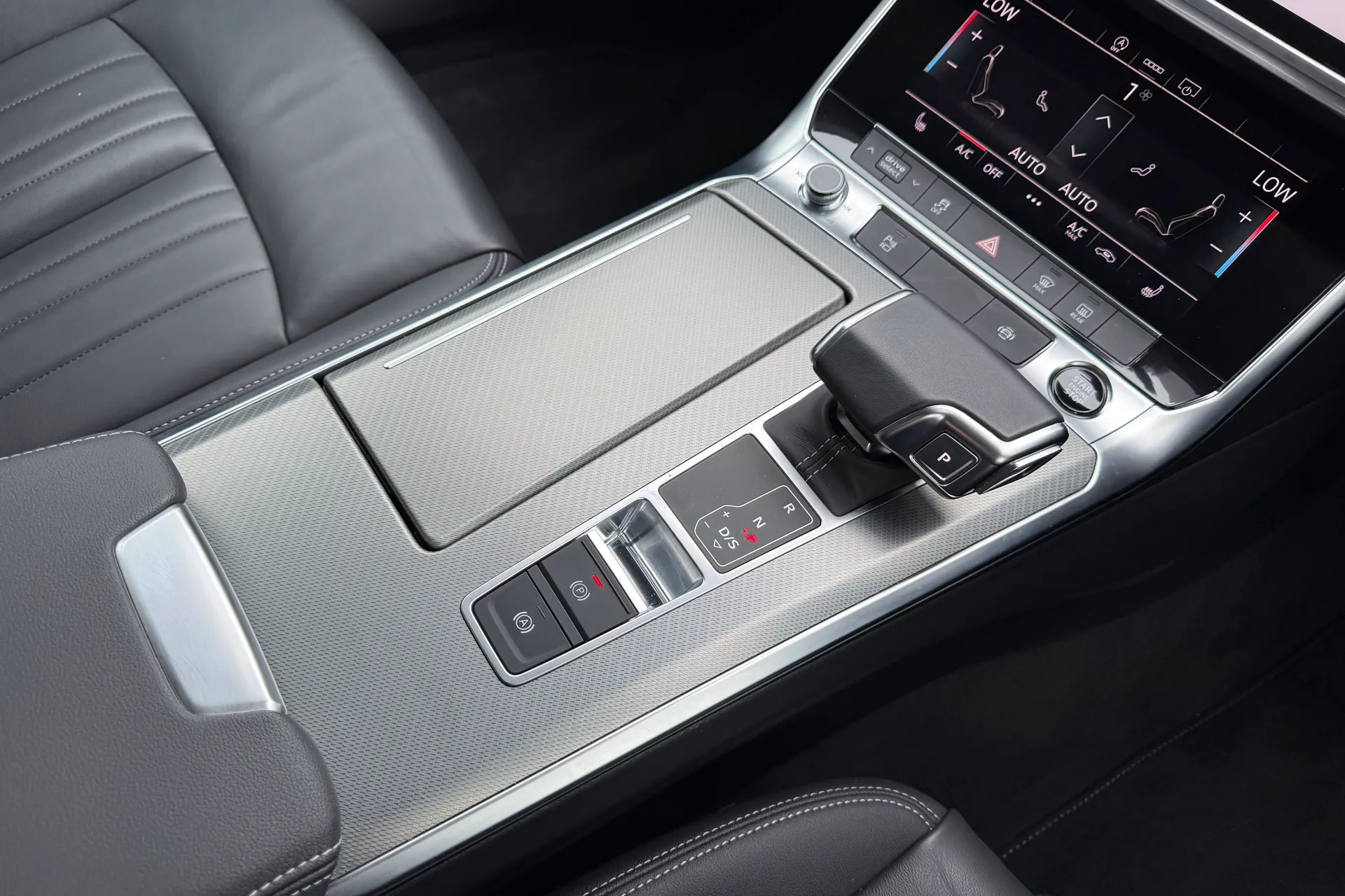 Audi A6 Avant thumbnail image number 39