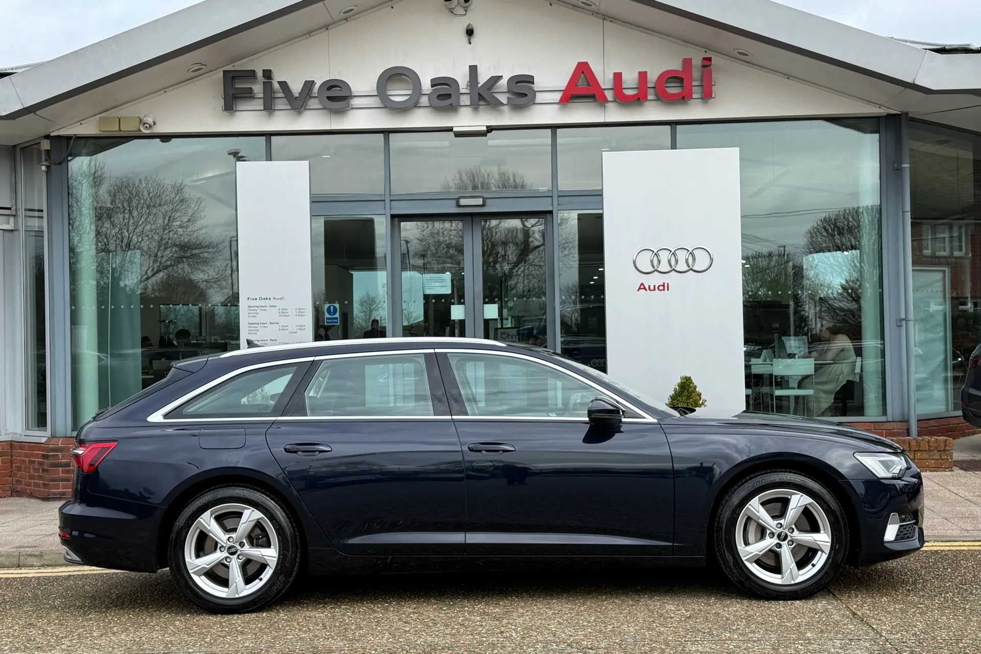 Audi A6 Avant thumbnail image number 2