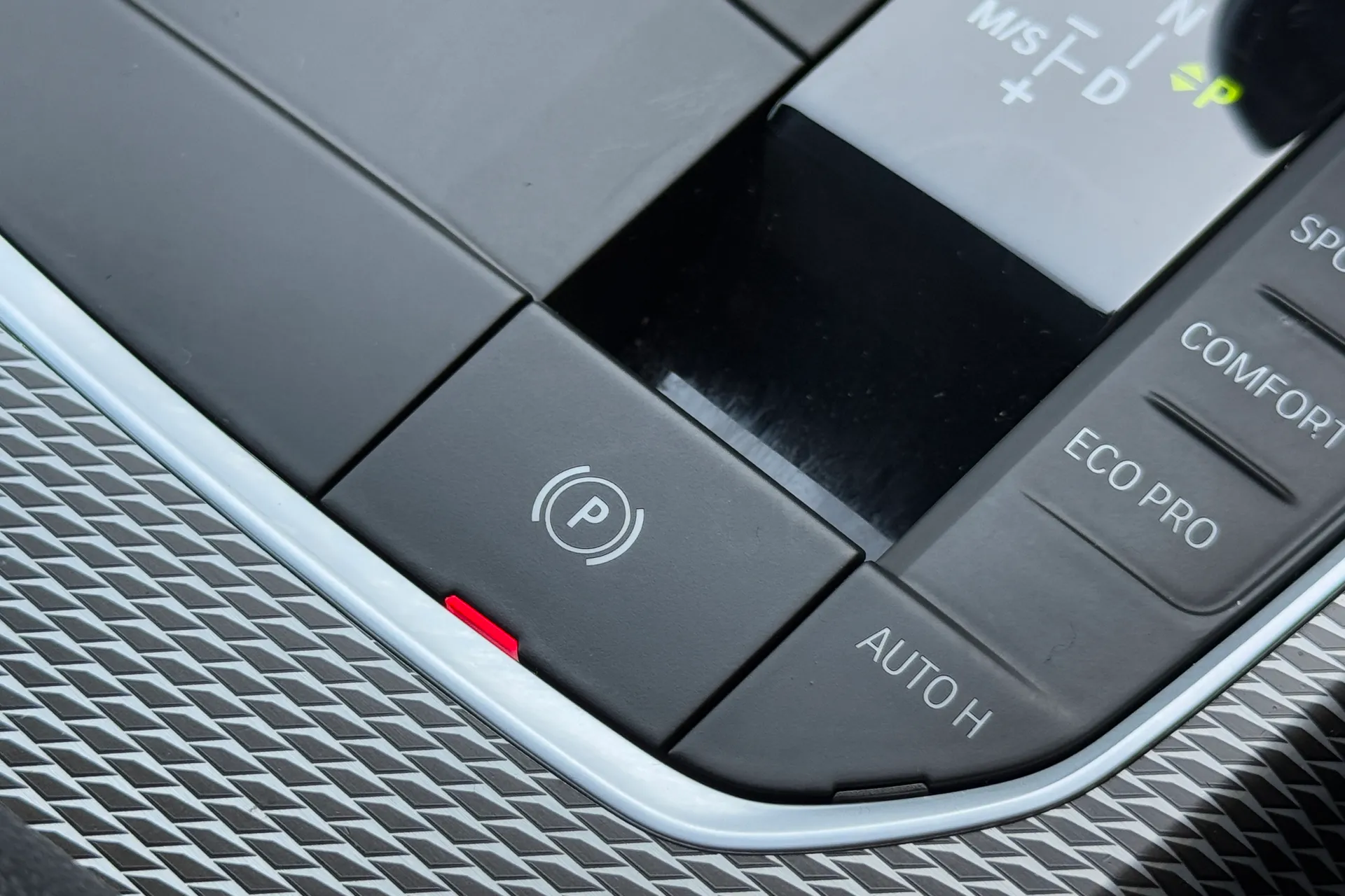 BMW 3 SERIES thumbnail image number 18