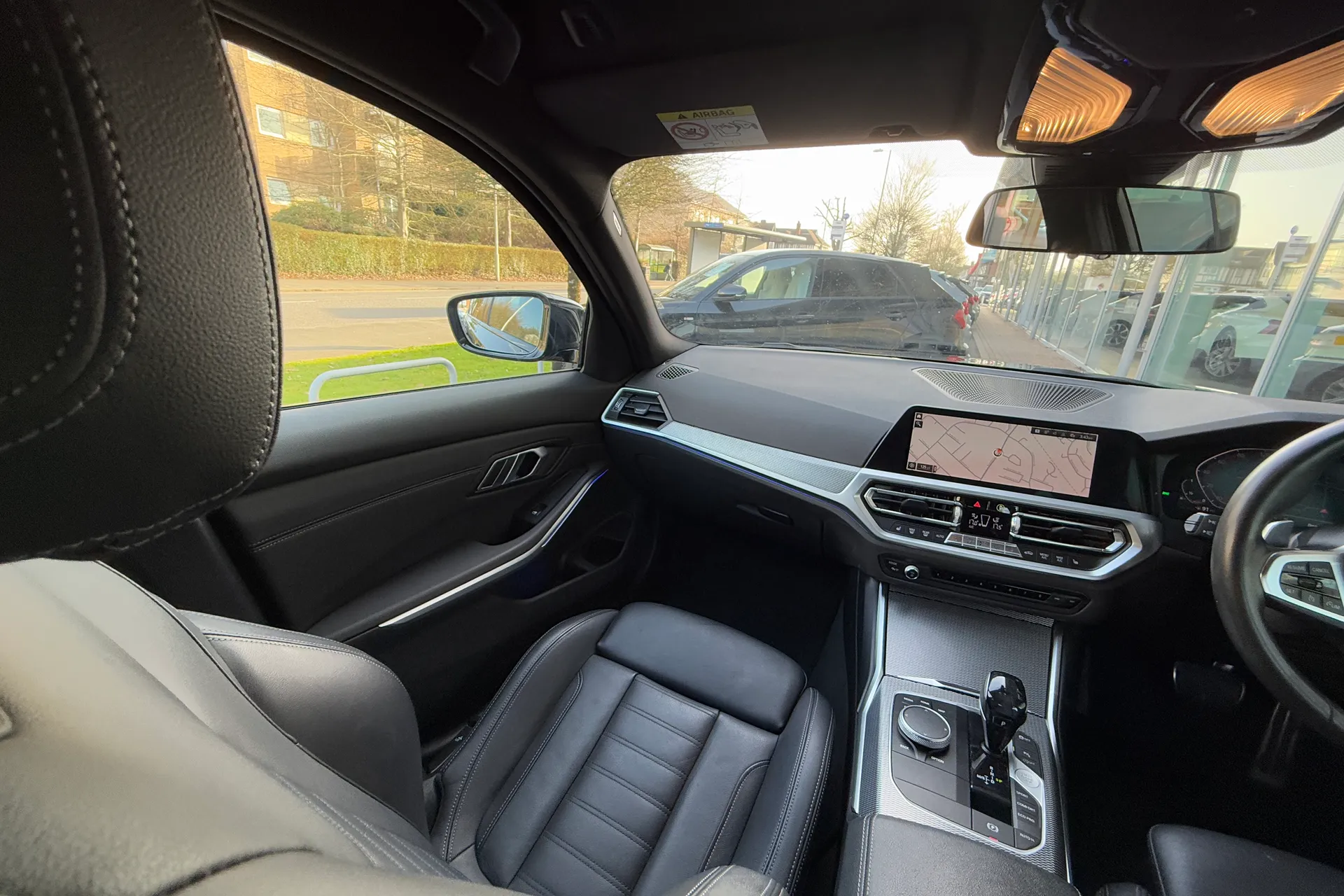 BMW 3 SERIES thumbnail image number 38