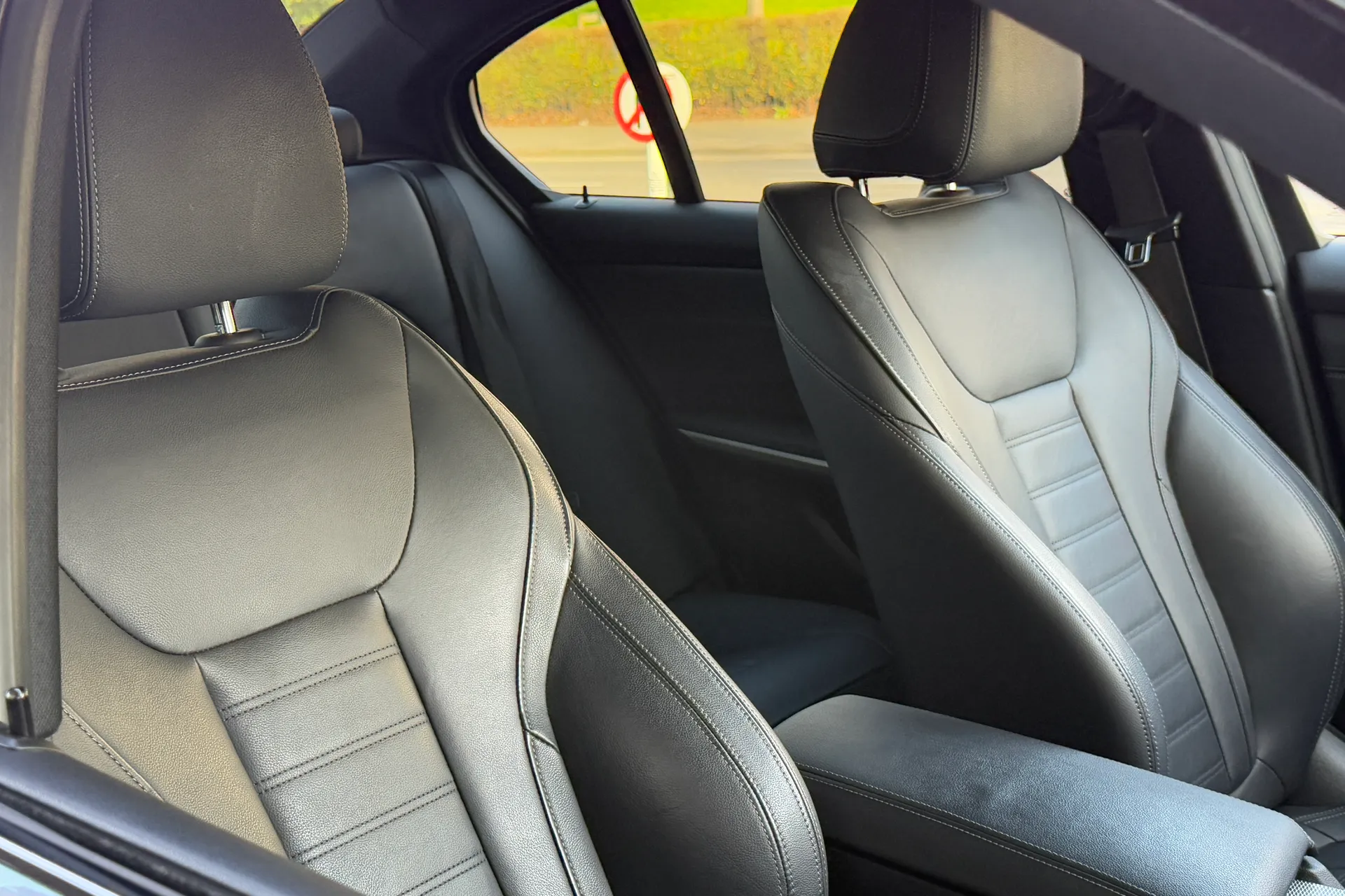 BMW 3 SERIES thumbnail image number 30