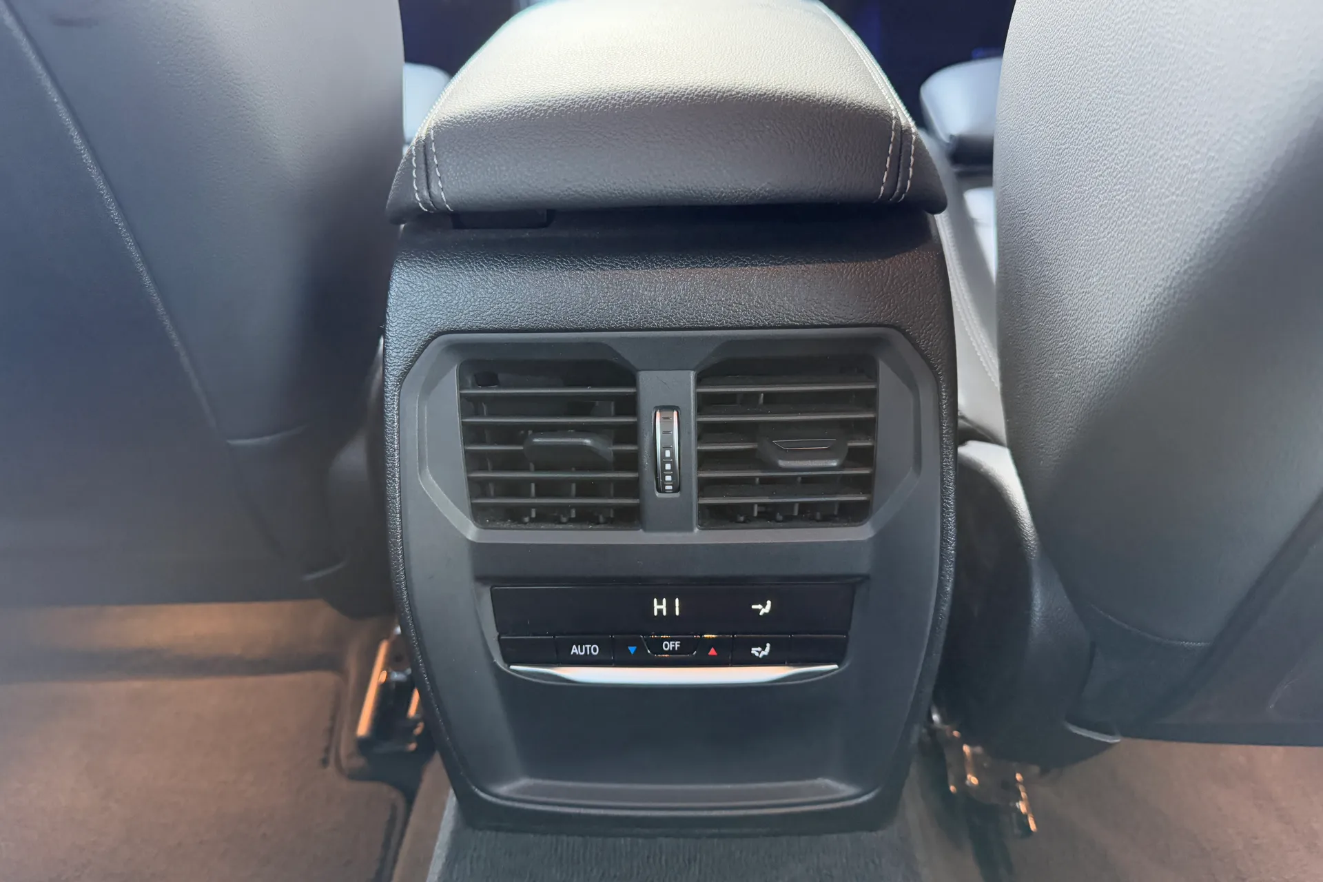 BMW 3 SERIES thumbnail image number 34