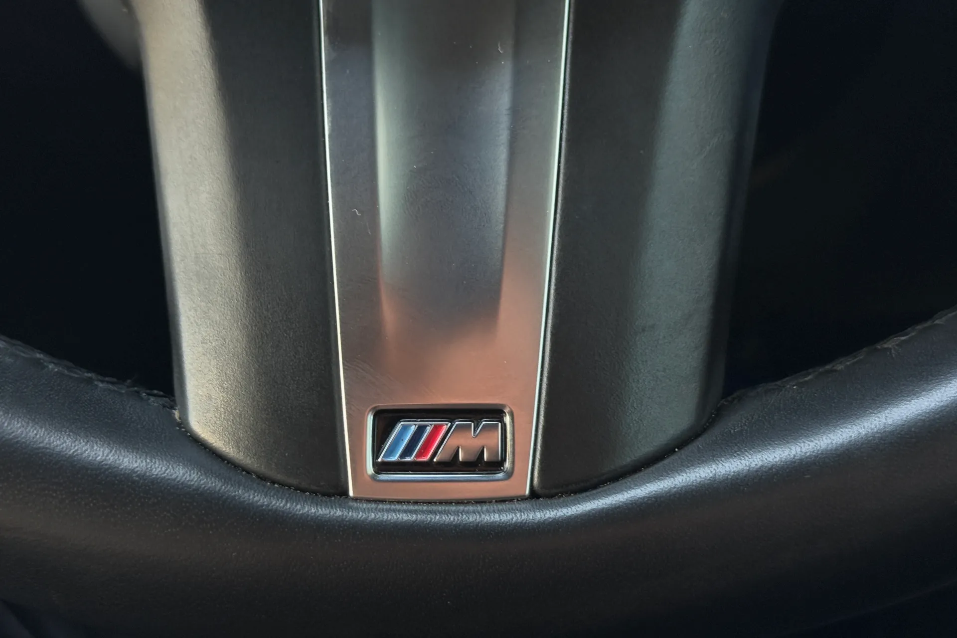 BMW 3 SERIES thumbnail image number 12