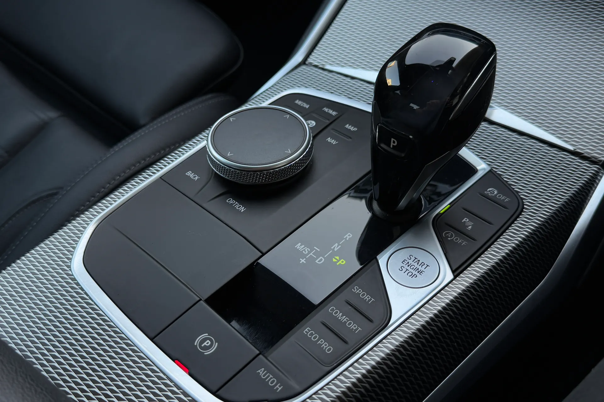 BMW 3 SERIES thumbnail image number 17