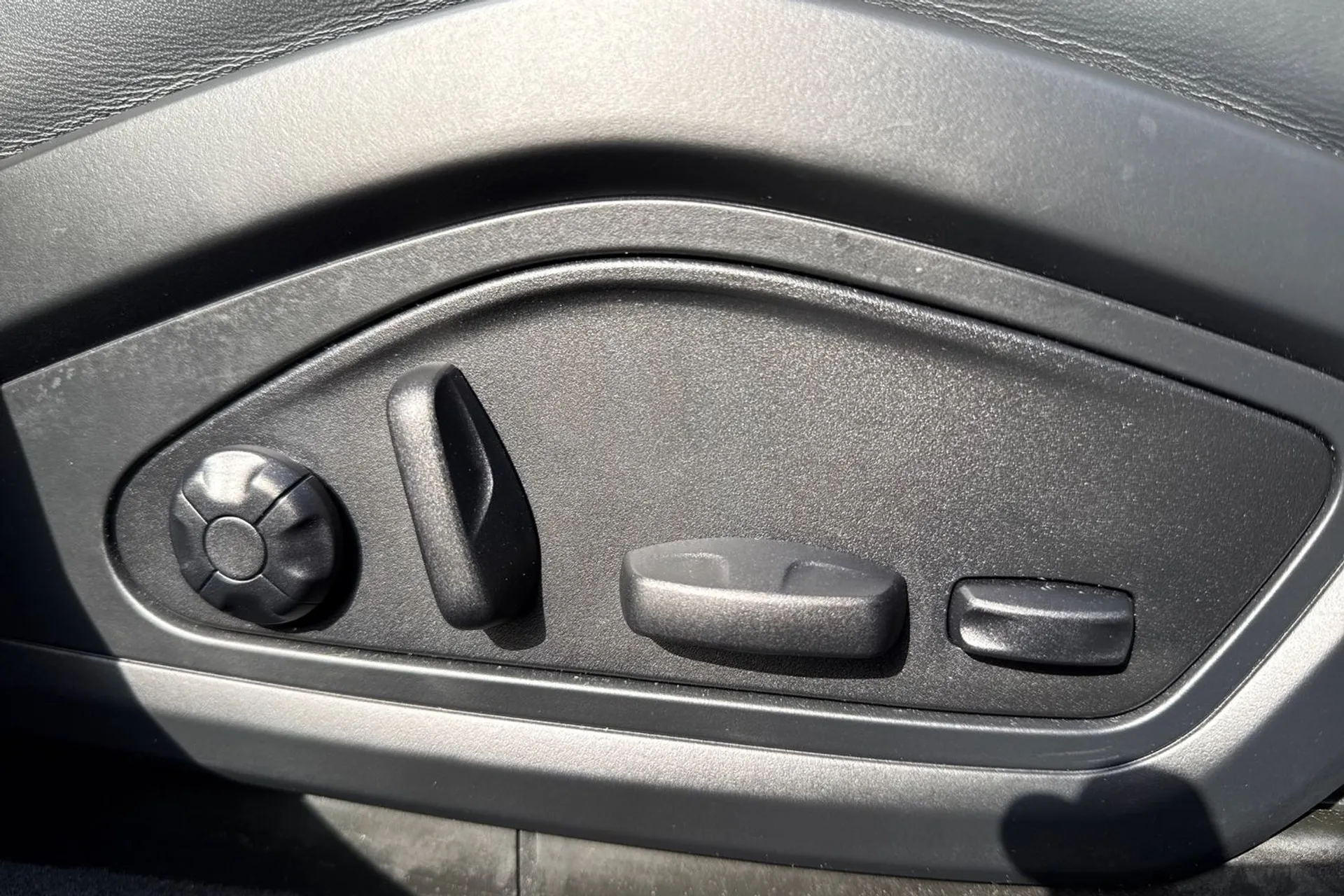 Audi RS e-tron GT thumbnail image number 26