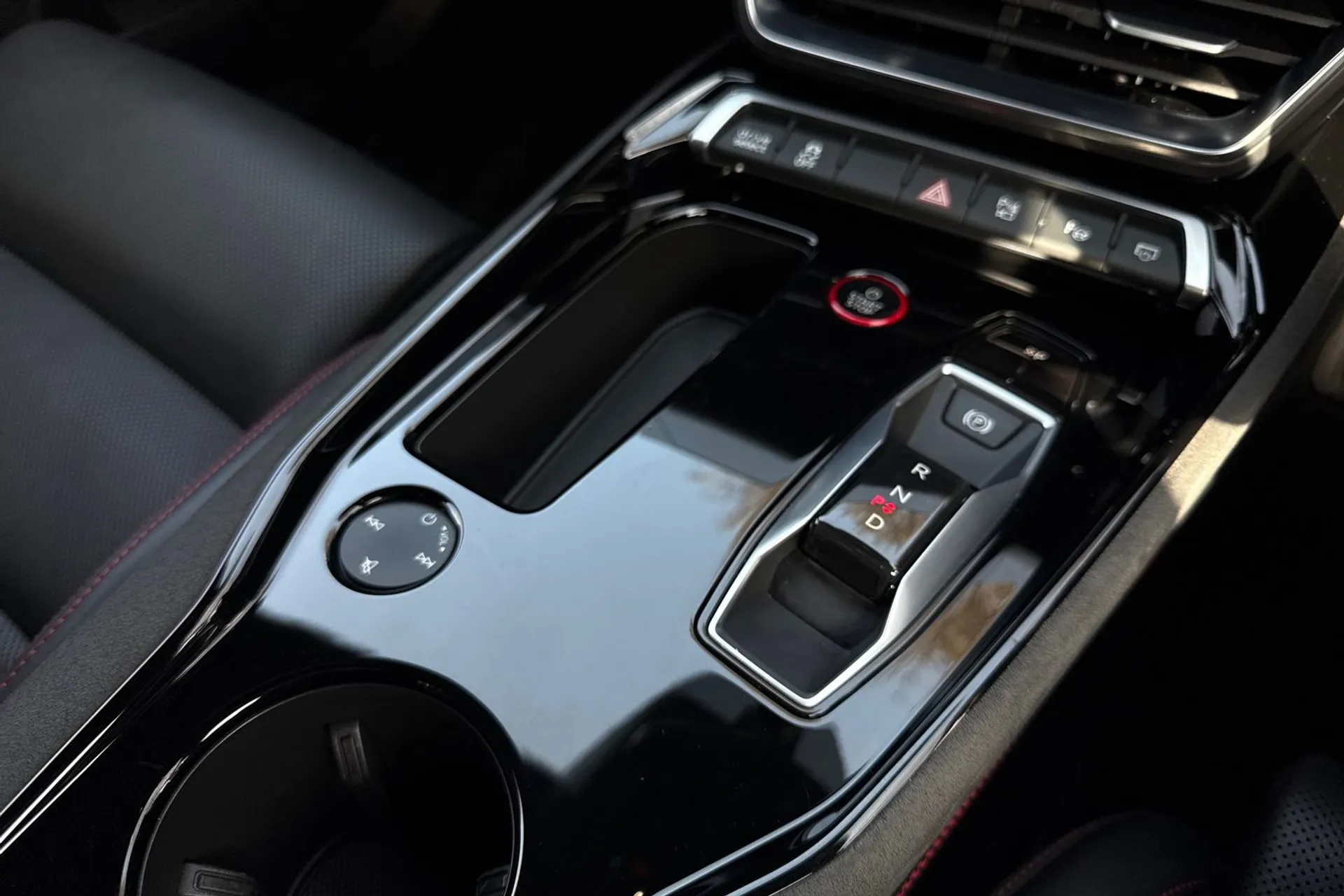 Audi RS e-tron GT thumbnail image number 9