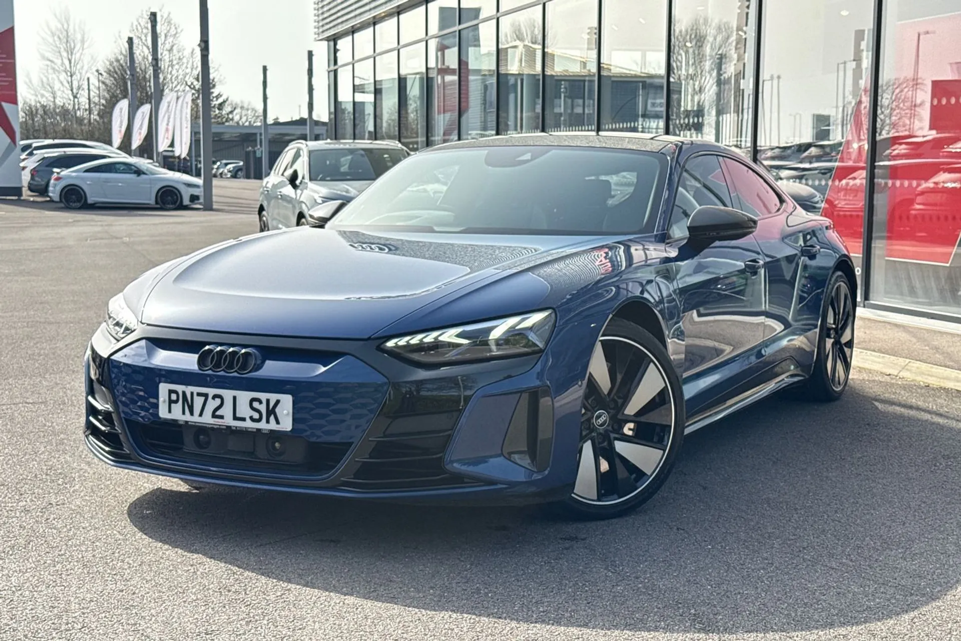 Audi RS e-tron GT thumbnail image number 16