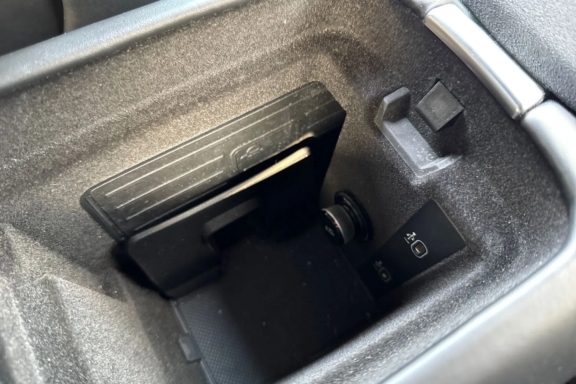 Audi RS e-tron GT thumbnail image number 48