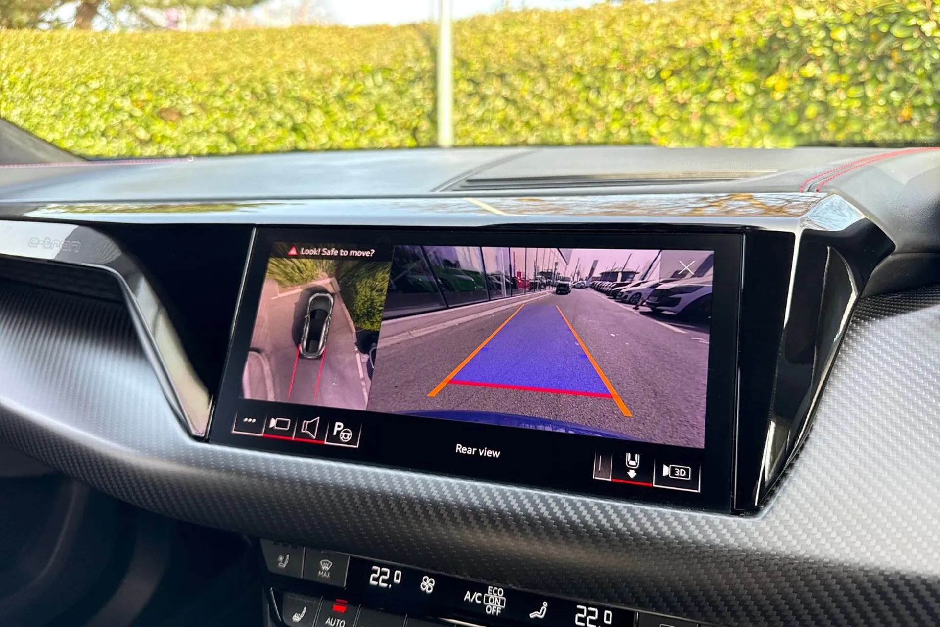 Audi RS e-tron GT thumbnail image number 4