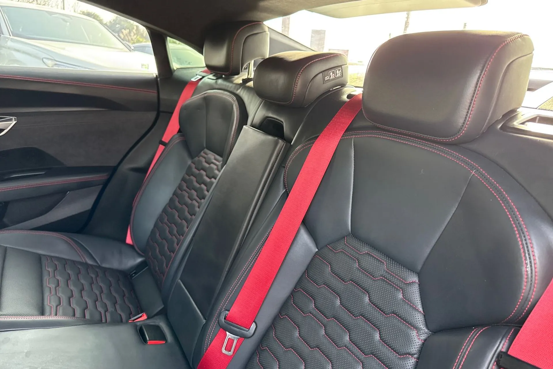 Audi RS e-tron GT thumbnail image number 45