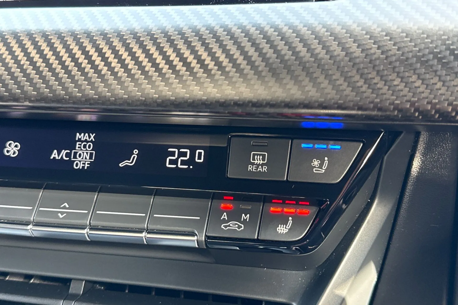 Audi RS e-tron GT thumbnail image number 19