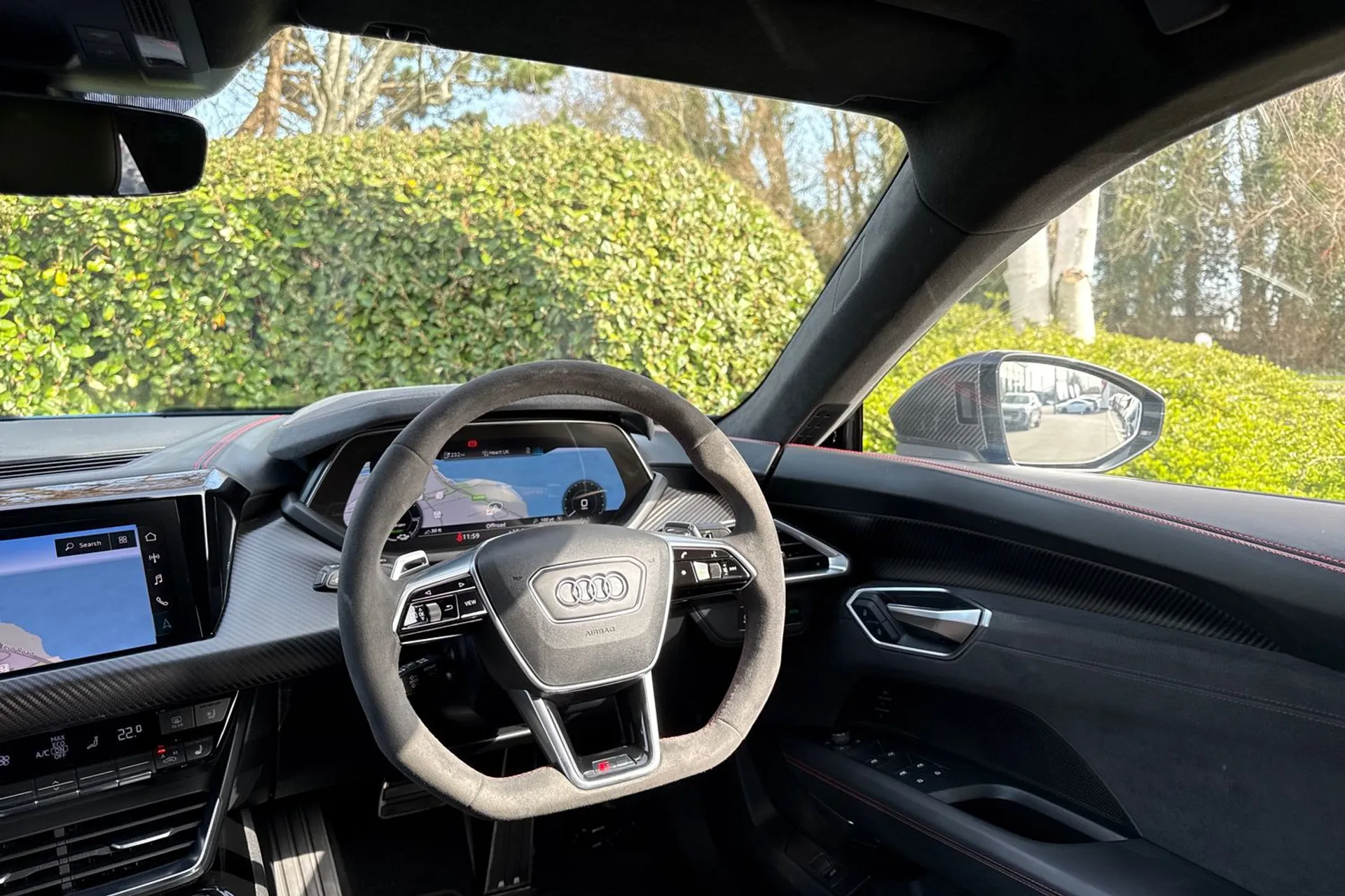 Audi RS e-tron GT thumbnail image number 51