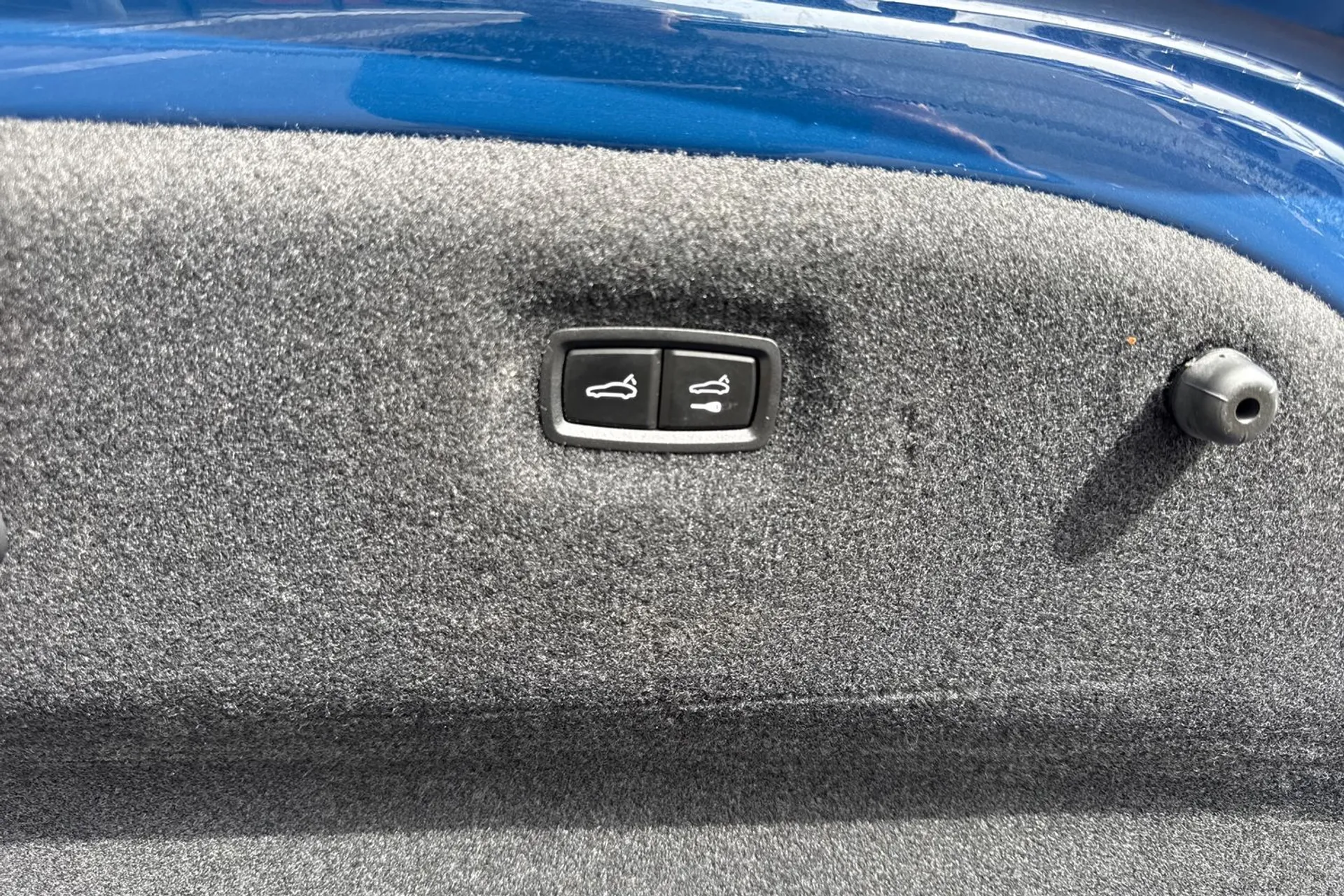 Audi RS e-tron GT thumbnail image number 30