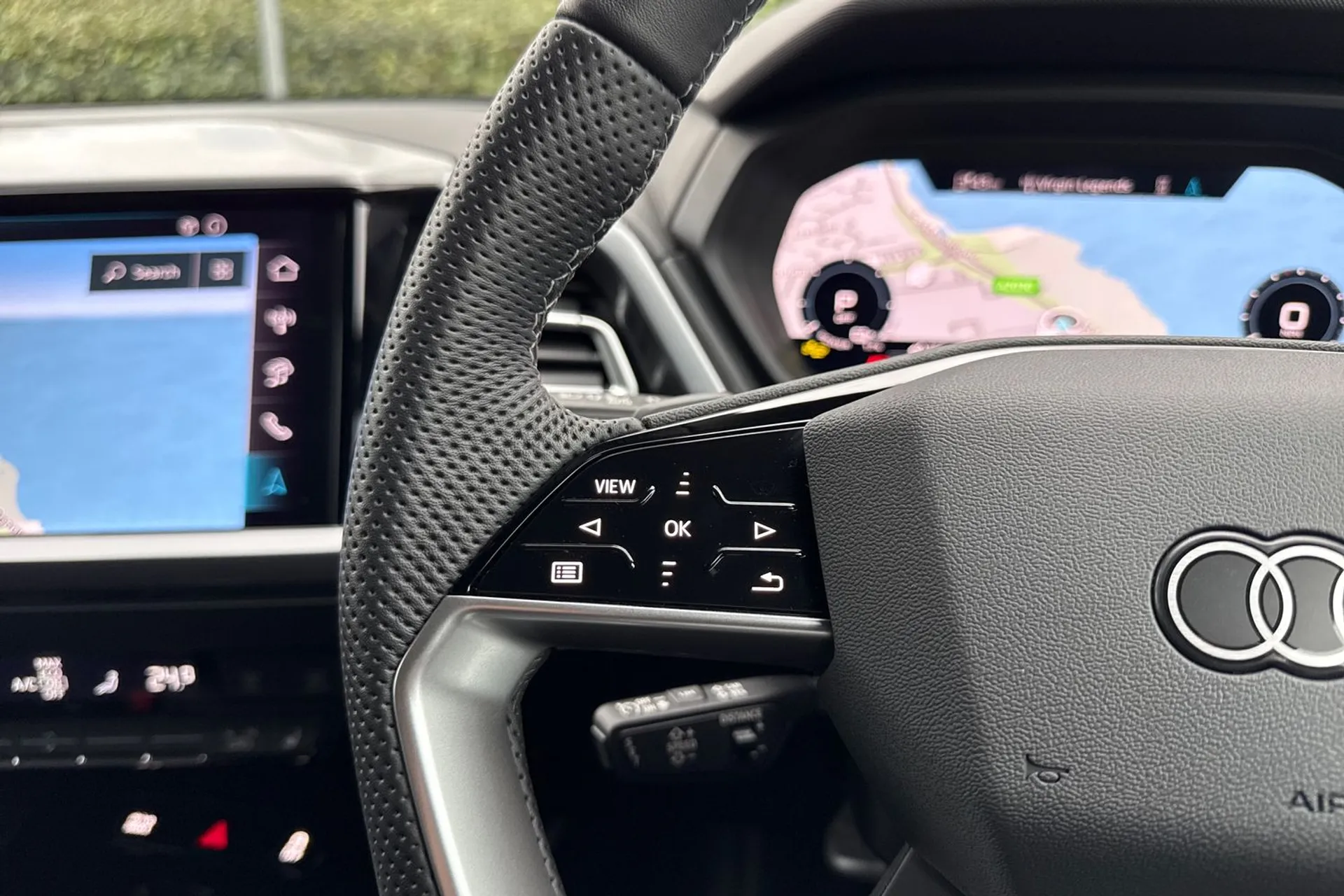 Audi Q4 thumbnail image number 39