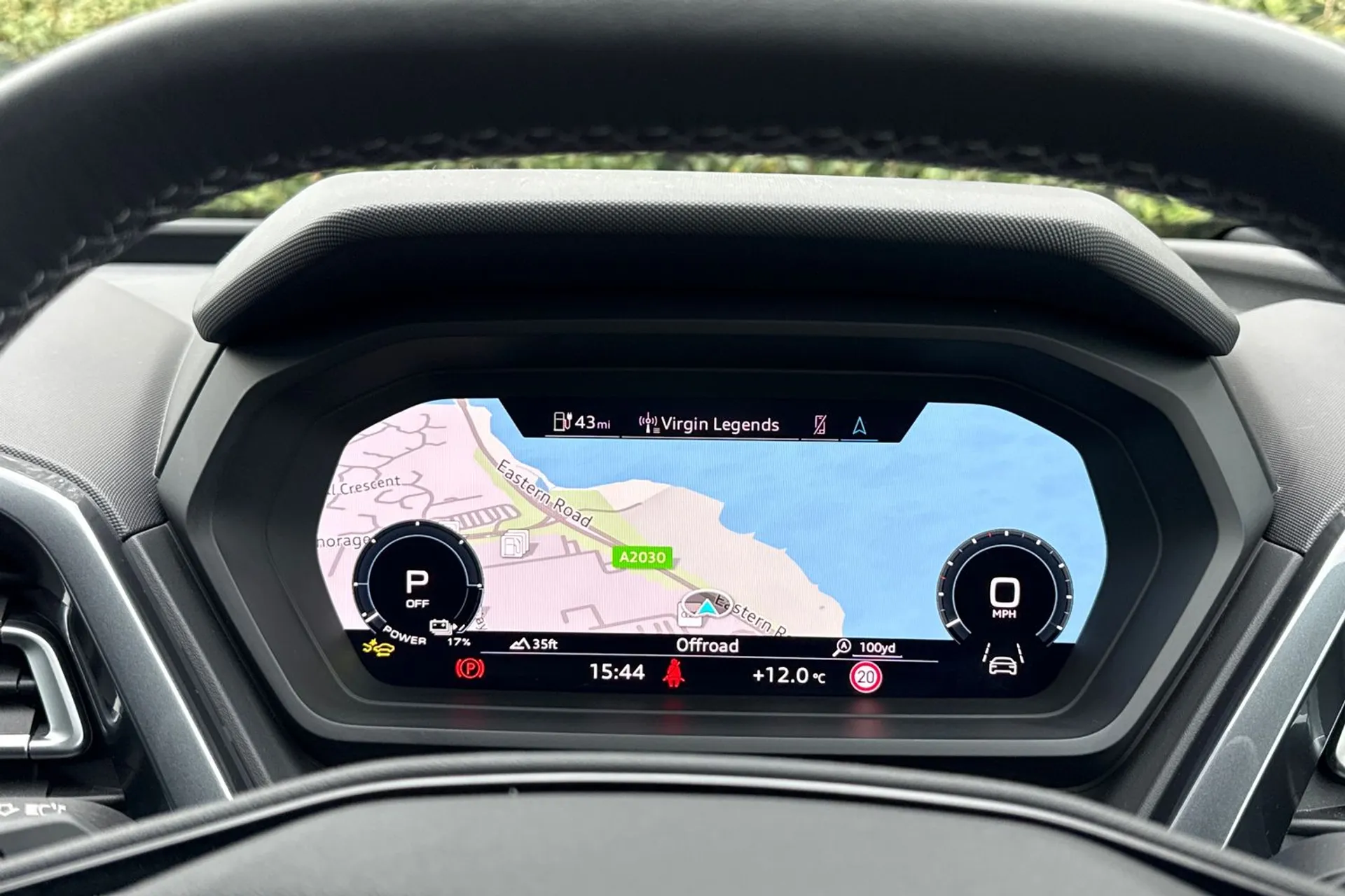 Audi Q4 thumbnail image number 4