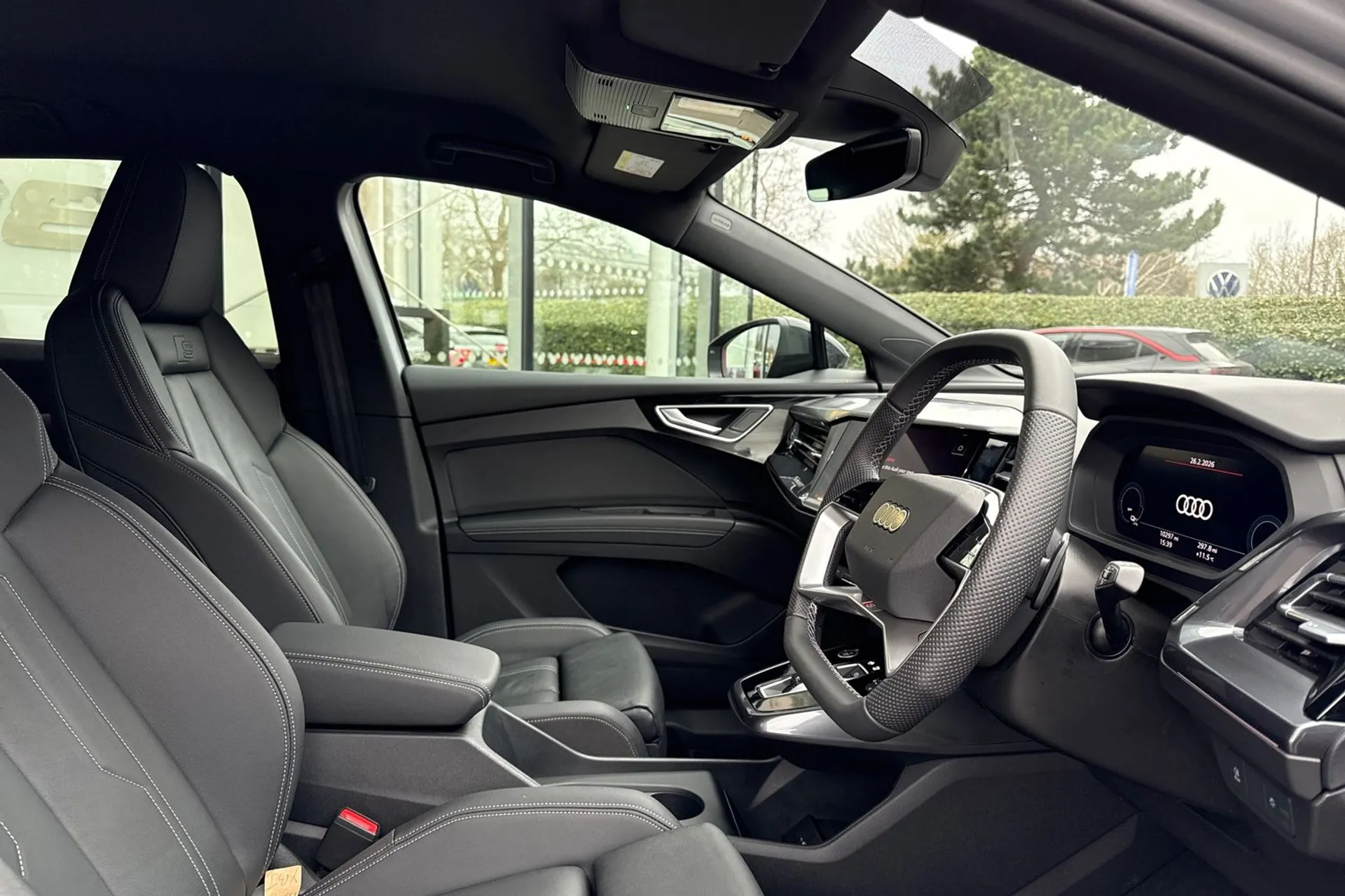 Audi Q4 thumbnail image number 41